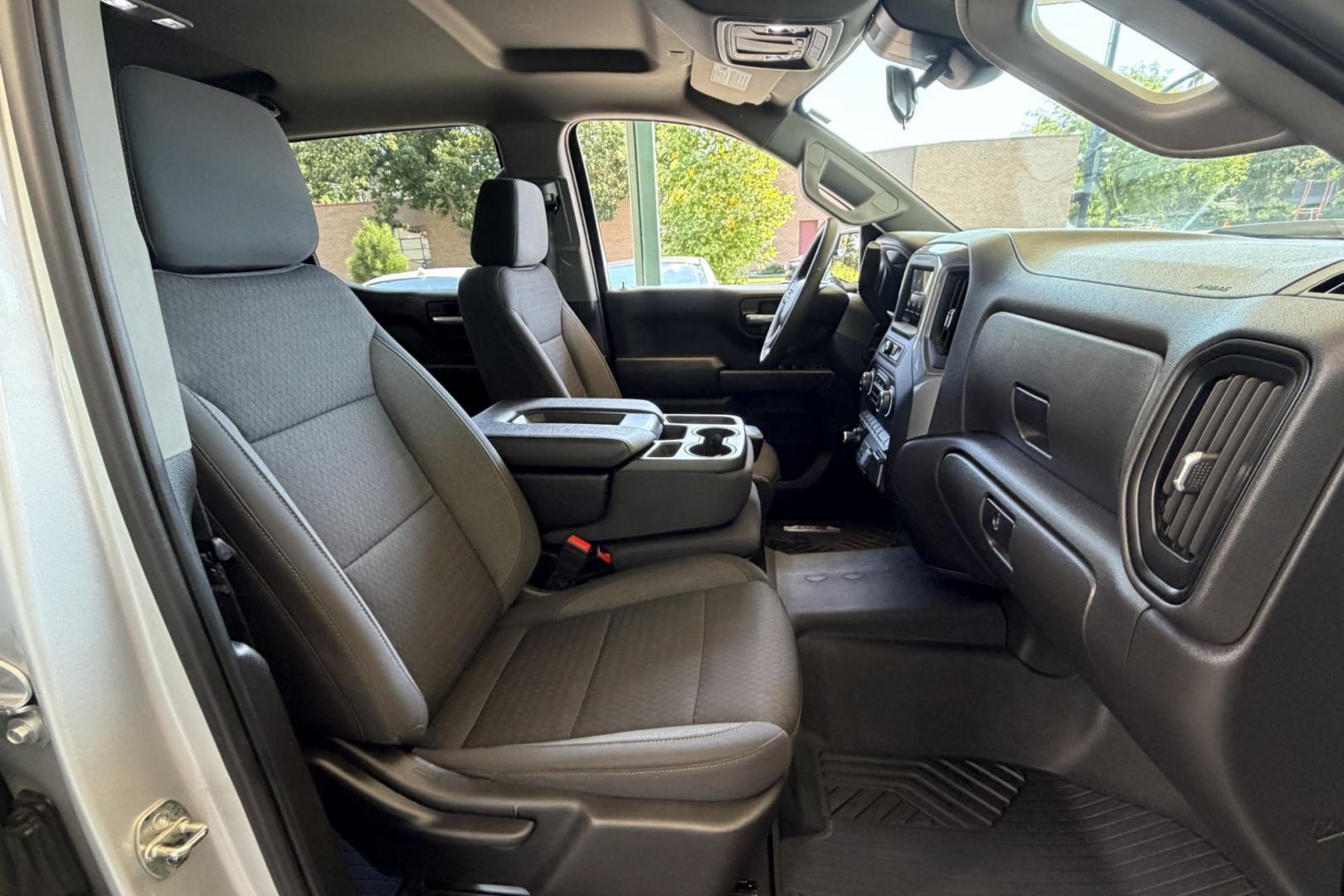 2022 Silver /Black Chevrolet Silverado 1500 Z/71 Trail Boss (3GCPDCED8NG) with an V8 5.3 Liter engine, Automatic 8 Speed transmission, located at 2304 W. Main St., Boise, ID, 83702, (208) 342-7777, 43.622105, -116.218658 - New Tires! Seats 6! Ready To Go!- Photo#18