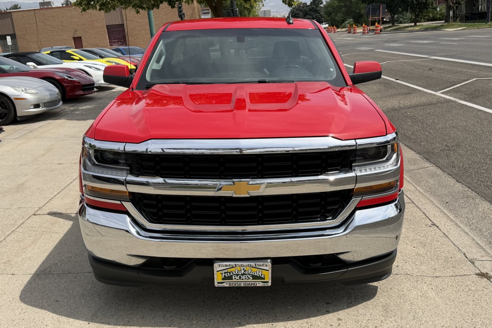 2018 Red Hot /Black Chevrolet Silverado 1500 LT (1GCNKREH4JZ) with an V6 4.3 Liter engine, Automatic 6 Speed transmission, located at 2304 W. Main St., Boise, ID, 83702, (208) 342-7777, 43.622105, -116.218658 - Stunning And Hard To Find Short Box Chevrolet!- Photo#3