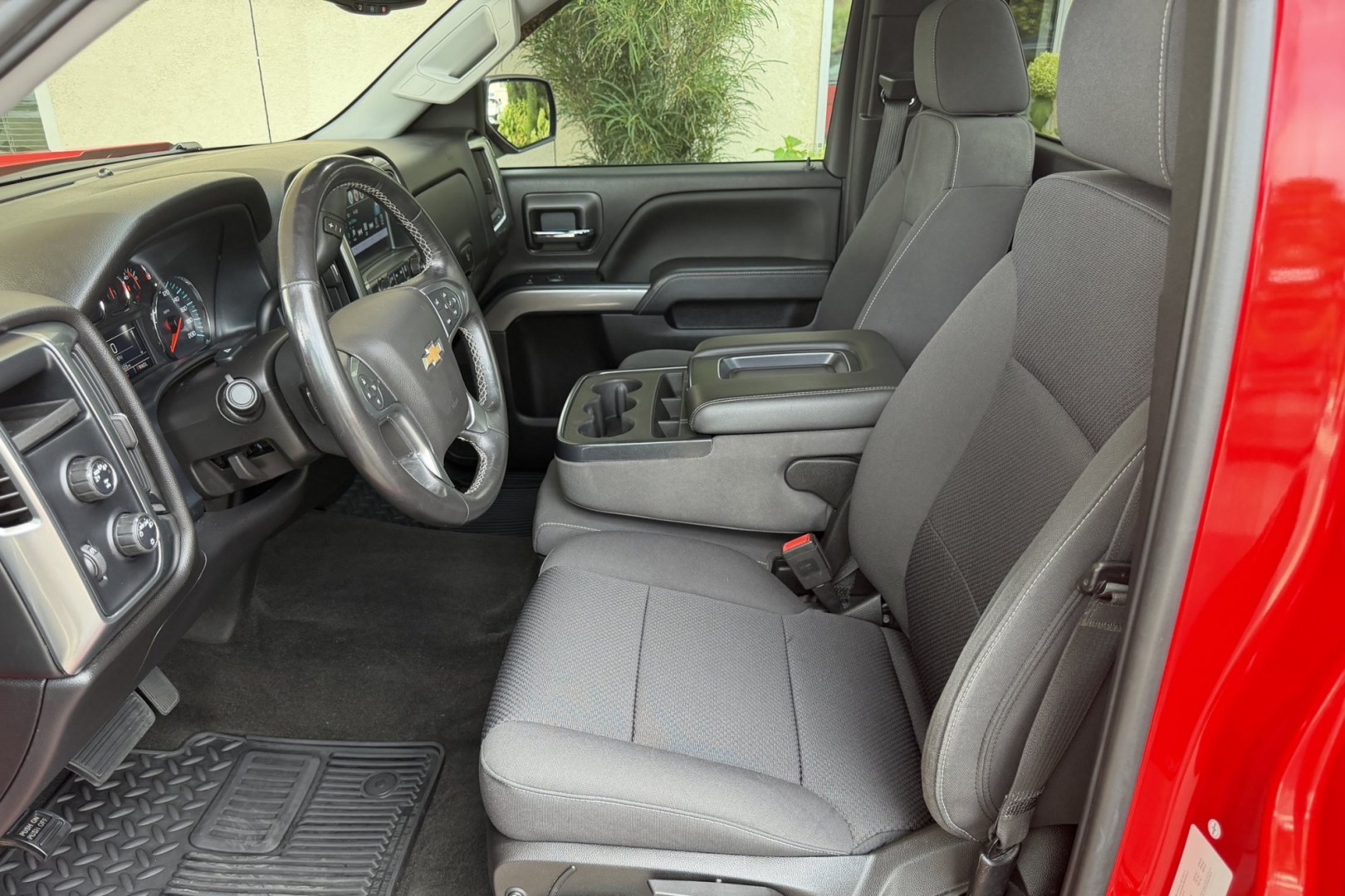 2018 Red Hot /Black Chevrolet Silverado 1500 LT (1GCNKREH4JZ) with an V6 4.3 Liter engine, Automatic 6 Speed transmission, located at 2304 W. Main St., Boise, ID, 83702, (208) 342-7777, 43.622105, -116.218658 - Stunning And Hard To Find Short Box Chevrolet!- Photo#13