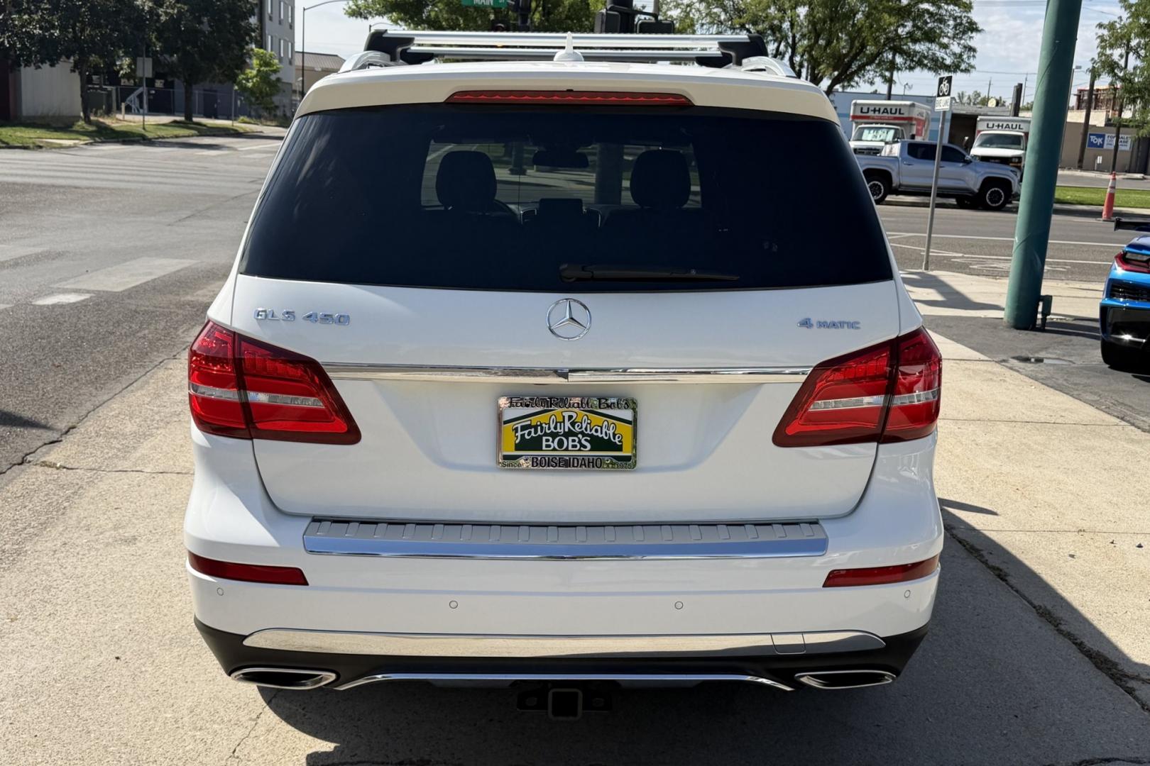 2018 Polar White /Black Mercedes-Benz GLS 450 Premium (4JGDF6EE8JB) with an V6 3.0 Liter Twin Turbo engine, Automatic 9 Speed transmission, located at 2304 W. Main St., Boise, ID, 83702, (208) 342-7777, 43.622105, -116.218658- Photo#1