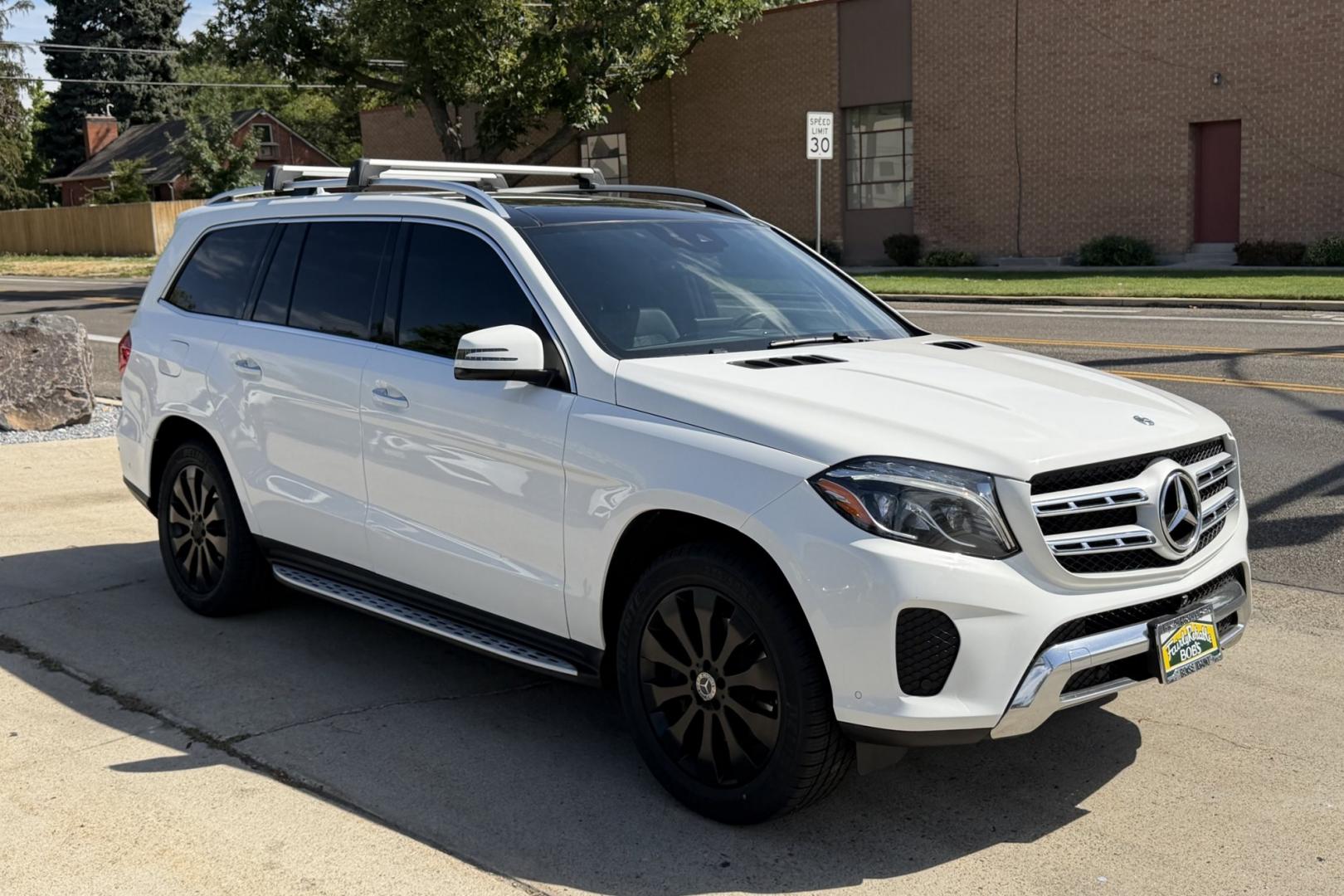 2018 Polar White /Black Mercedes-Benz GLS 450 Premium (4JGDF6EE8JB) with an V6 3.0 Liter Twin Turbo engine, Automatic 9 Speed transmission, located at 2304 W. Main St., Boise, ID, 83702, (208) 342-7777, 43.622105, -116.218658- Photo#2