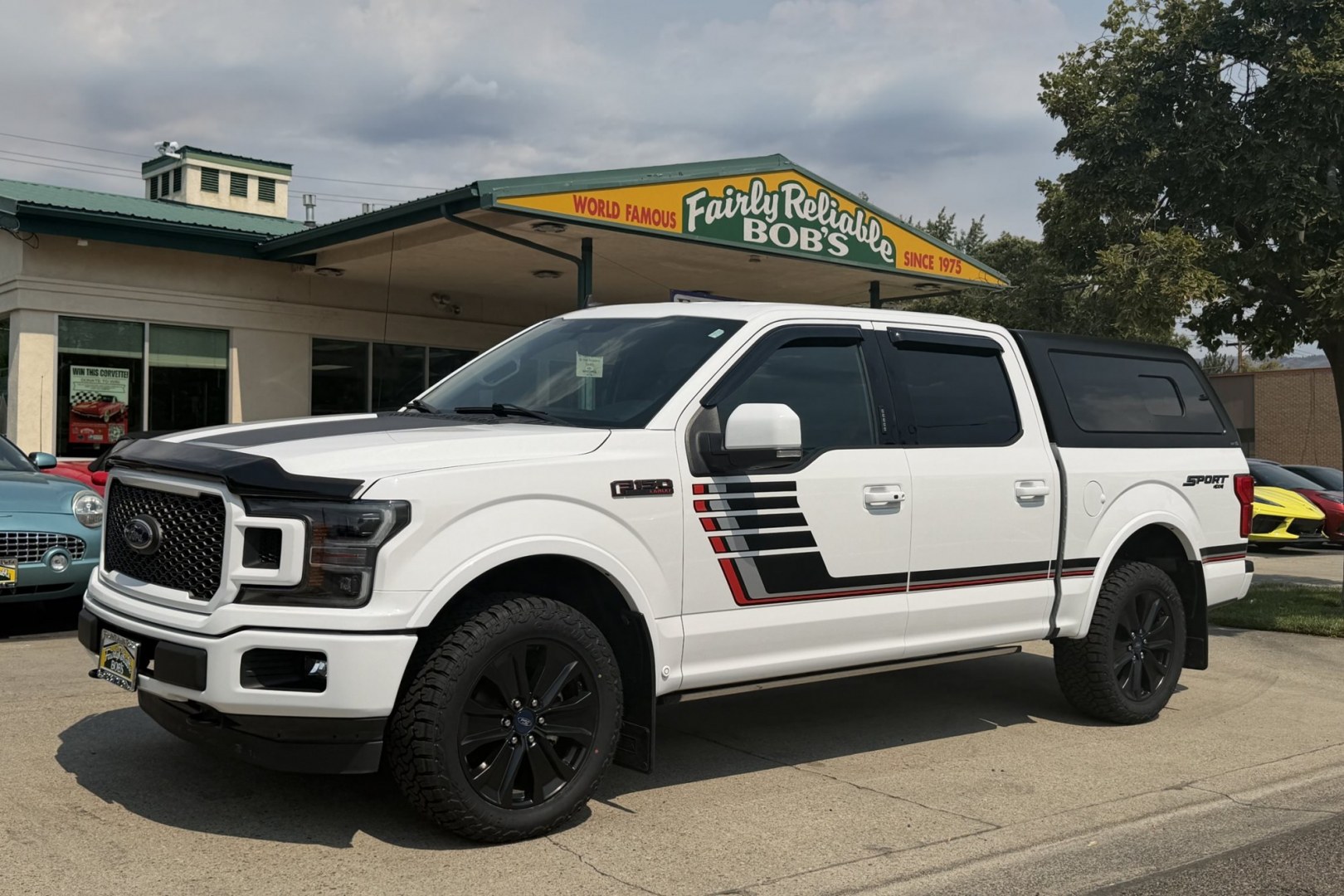 2020 Oxford White /Black/Red Ford F-150 Lariat Sport (1FTEW1E52LF) with an V8 5.0 Liter engine, Automatic 10 Speed transmission, located at 2304 W. Main St., Boise, ID, 83702, (208) 342-7777, 43.622105, -116.218658 - Power Running Boards! Low Mileage! Ready To Go!- Photo#0
