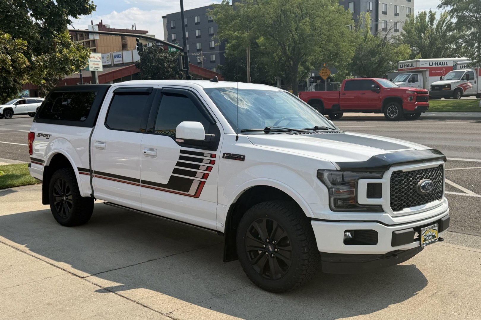 2020 Oxford White /Black/Red Ford F-150 Lariat Sport (1FTEW1E52LF) with an V8 5.0 Liter engine, Automatic 10 Speed transmission, located at 2304 W. Main St., Boise, ID, 83702, (208) 342-7777, 43.622105, -116.218658 - Power Running Boards! Low Mileage! Ready To Go!- Photo#4