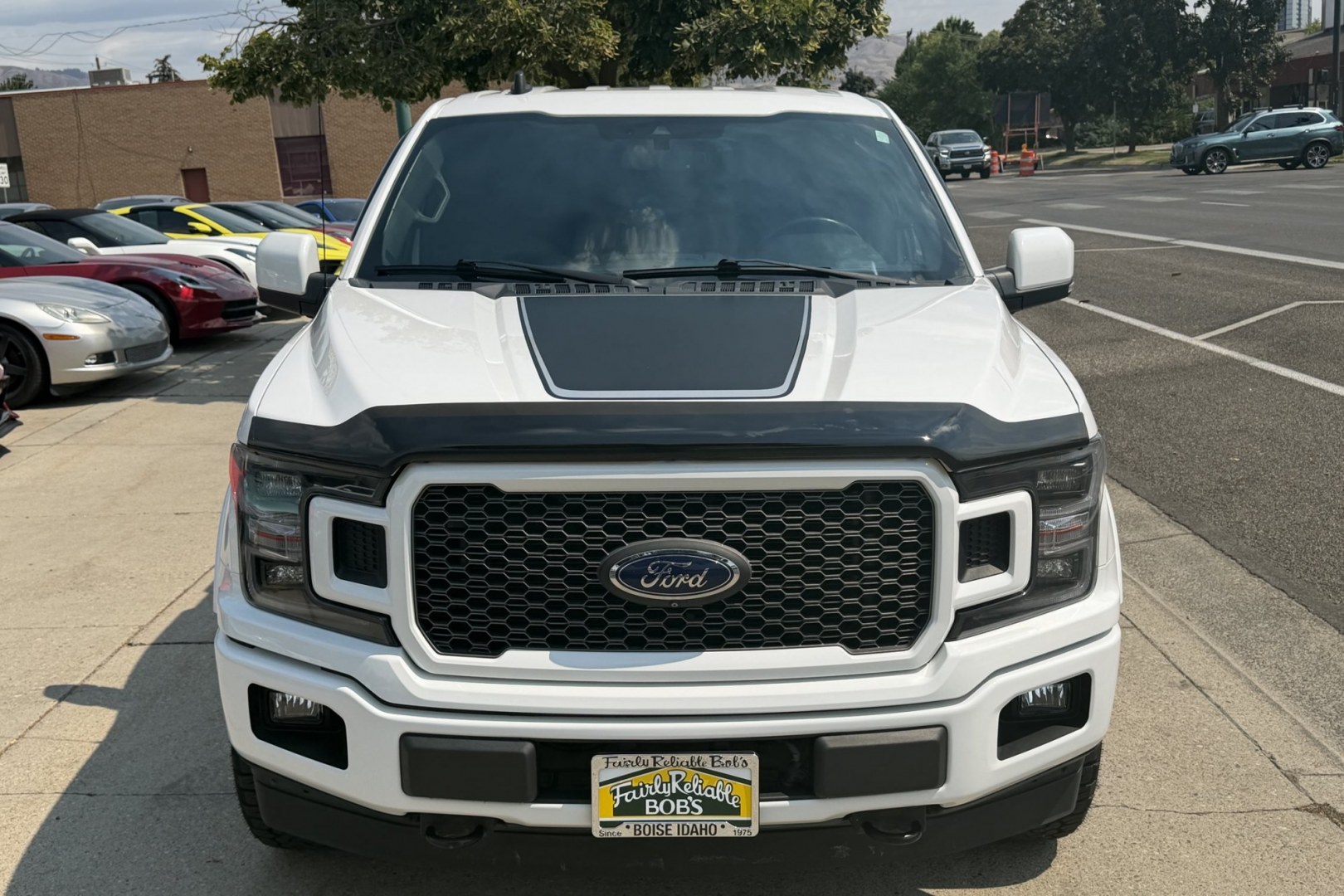 2020 Oxford White /Black/Red Ford F-150 Lariat Sport (1FTEW1E52LF) with an V8 5.0 Liter engine, Automatic 10 Speed transmission, located at 2304 W. Main St., Boise, ID, 83702, (208) 342-7777, 43.622105, -116.218658 - Power Running Boards! Low Mileage! Ready To Go!- Photo#5