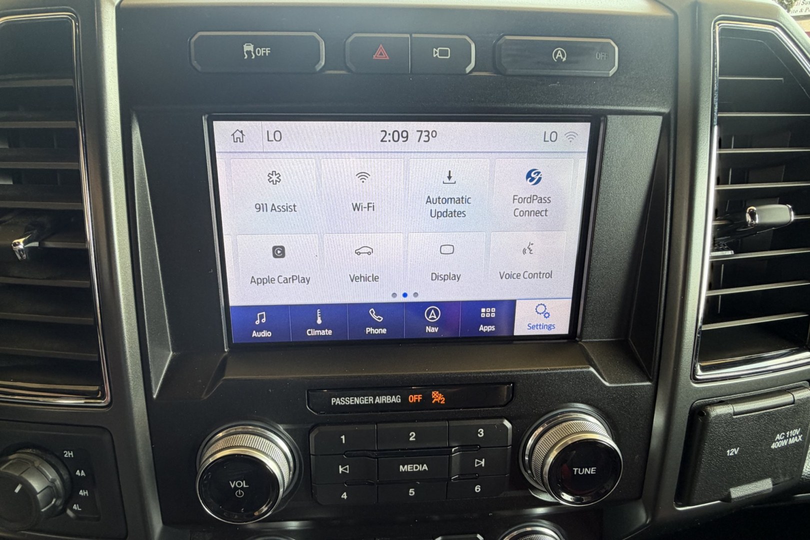 2020 Oxford White /Black/Red Ford F-150 Lariat Sport (1FTEW1E52LF) with an V8 5.0 Liter engine, Automatic 10 Speed transmission, located at 2304 W. Main St., Boise, ID, 83702, (208) 342-7777, 43.622105, -116.218658 - Power Running Boards! Low Mileage! Ready To Go!- Photo#15