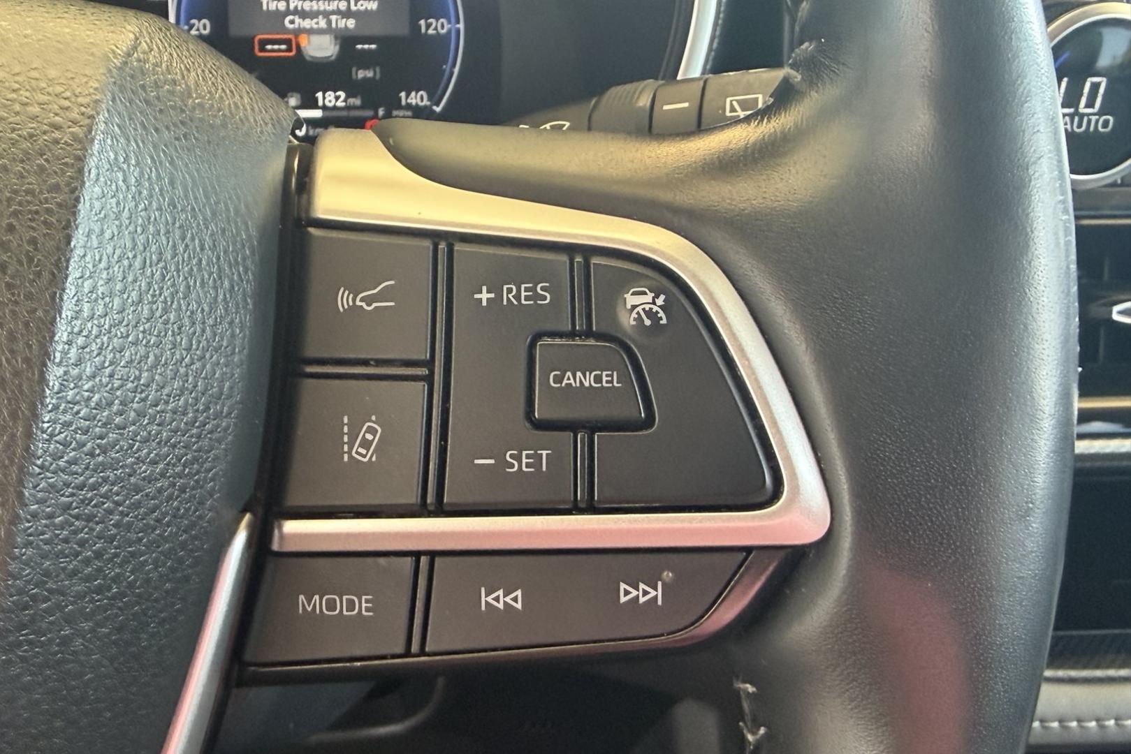 2023 Magnetite Gray Metallic /Black Toyota Highlander Platinum (5TDEBRCH4PS) with an 4 Cyl 2.5 Liter Hybrid engine, Automatic transmission, located at 2304 W. Main St., Boise, ID, 83702, (208) 342-7777, 43.622105, -116.218658 - New Tires! Hard To Find! Great To Own!- Photo#10