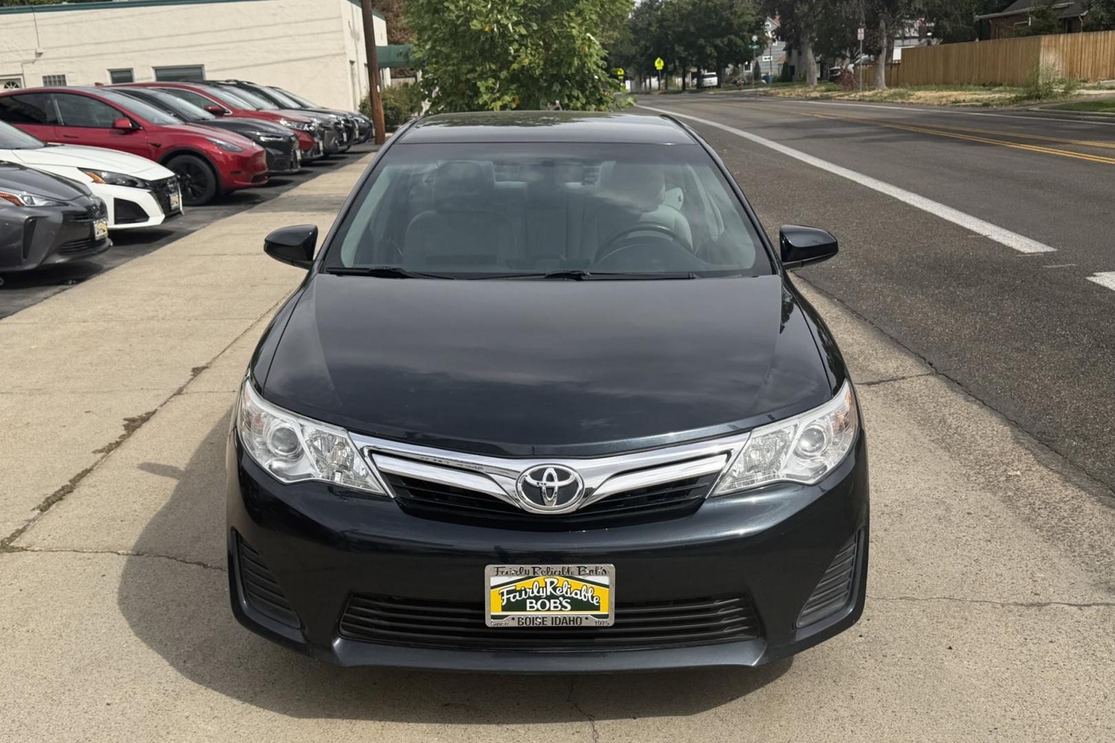 2012 Cosmic Gray Mica /Gray Toyota Camry LE (4T4BF1FK5CR) with an 4Cyl 2.5 Liter engine, Automatic 6 Speed transmission, located at 2304 W. Main St., Boise, ID, 83702, (208) 342-7777, 43.622105, -116.218658 - Great Fuel Economy! Legendary Toyota Model!- Photo#3