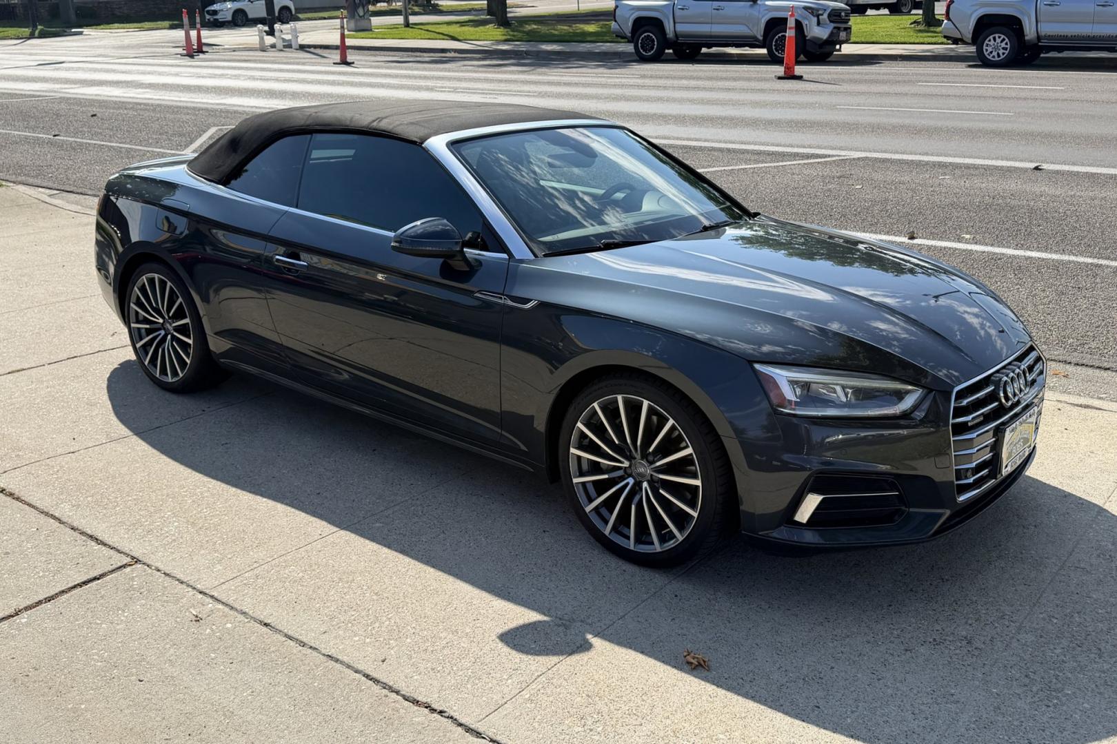 2018 Manhattan Gray Metallic /Black Audi A5 Premium Plus Cabriolet Quattro 7A (WAUYNGF57JN) with an 2.0L L4 DOHC 16V TURBO engine, Automatic 7 Speed transmission, located at 2304 W. Main St., Boise, ID, 83702, (208) 342-7777, 43.622105, -116.218658 - Stunning All Wheel Drive Audi Convertible!- Photo#25