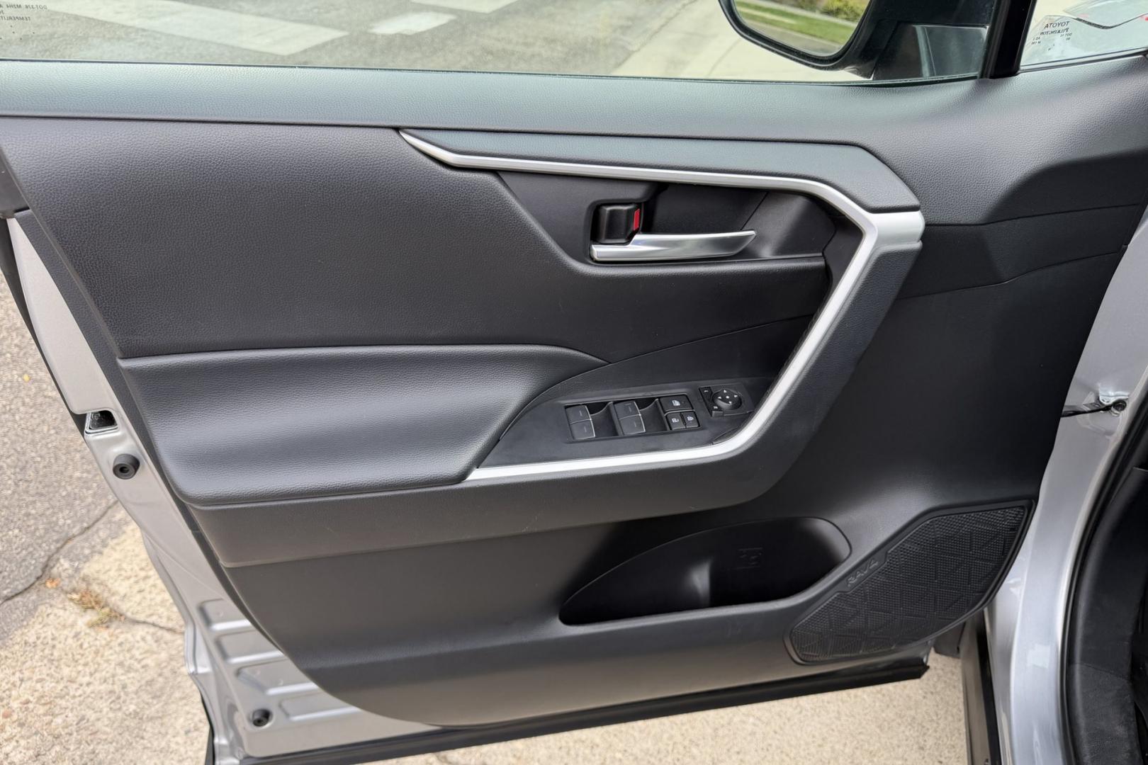 2024 Silver Sky Metallic /Black Toyota RAV4 XLE (2T3P1RFV0RC) with an 4 Cyl 2.5 Liter engine, Automatic 8 Speed transmission, located at 2304 W. Main St., Boise, ID, 83702, (208) 342-7777, 43.622105, -116.218658- Photo#6
