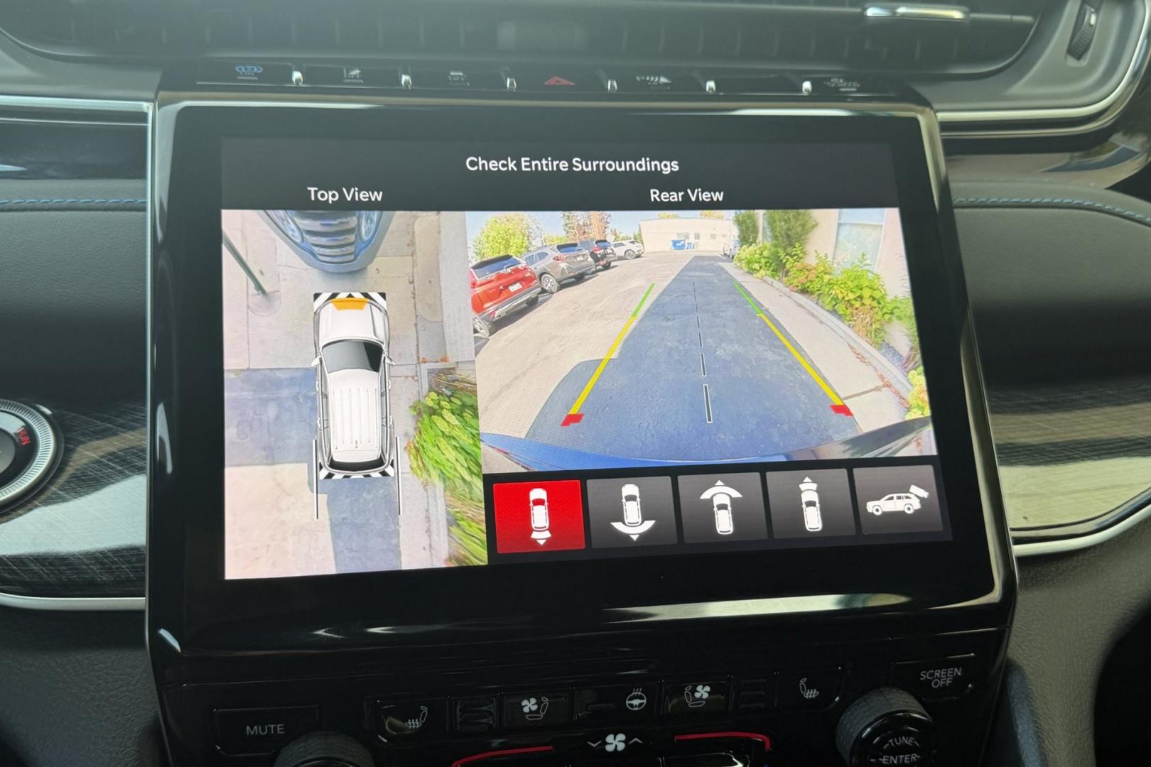 2023 Midnight Sky Metallic /Black Jeep Grand Cherokee Trailhawk (1C4RJYC62P8) with an 4 Cyl 2.0 Liter Turbo Hybrid engine, Automatic 8 Speed transmission, located at 2304 W. Main St., Boise, ID, 83702, (208) 342-7777, 43.622105, -116.218658 - Smooth Ride! Highly Optioned! Great Safety Ratings And Fuel Economy Too!- Photo#4