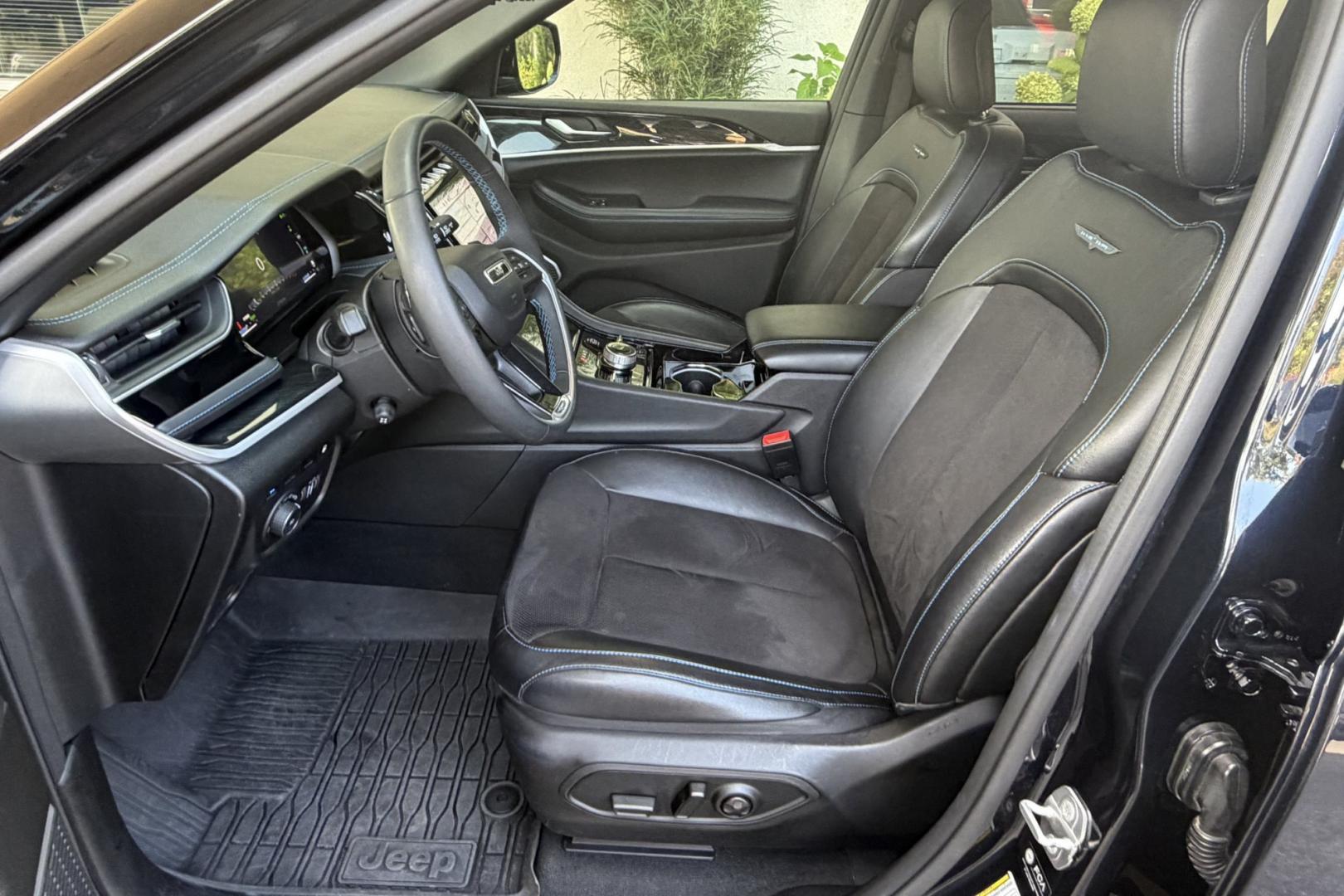 2023 Midnight Sky Metallic /Black Jeep Grand Cherokee Trailhawk (1C4RJYC62P8) with an 4 Cyl 2.0 Liter Turbo Hybrid engine, Automatic 8 Speed transmission, located at 2304 W. Main St., Boise, ID, 83702, (208) 342-7777, 43.622105, -116.218658 - Smooth Ride! Highly Optioned! Great Safety Ratings And Fuel Economy Too!- Photo#16