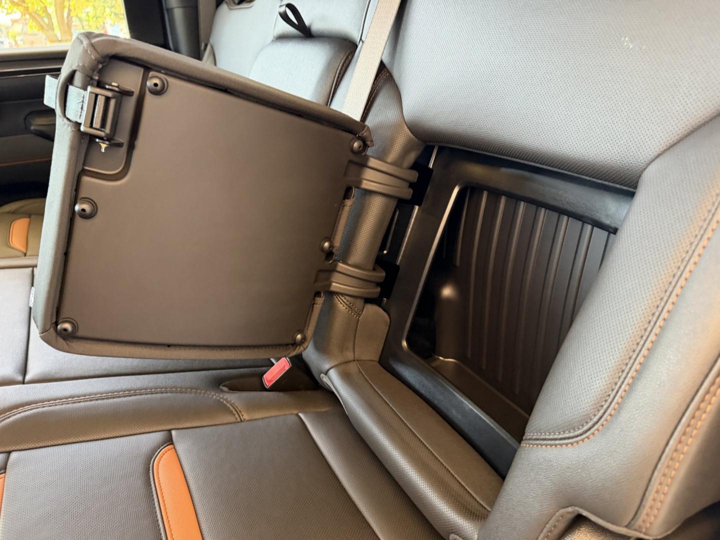 2025 Summit White /Black GMC Sierra 3500HD AT4 (1GT4UVEY2SF) with an V8 6.6 Liter Duramax Turbo Diesel engine, Allison Automatic 10 Speed transmission, located at 2304 W. Main St., Boise, ID, 83702, (208) 342-7777, 43.622105, -116.218658 - Ready To Haul! Nicely Optioned!- Photo#27