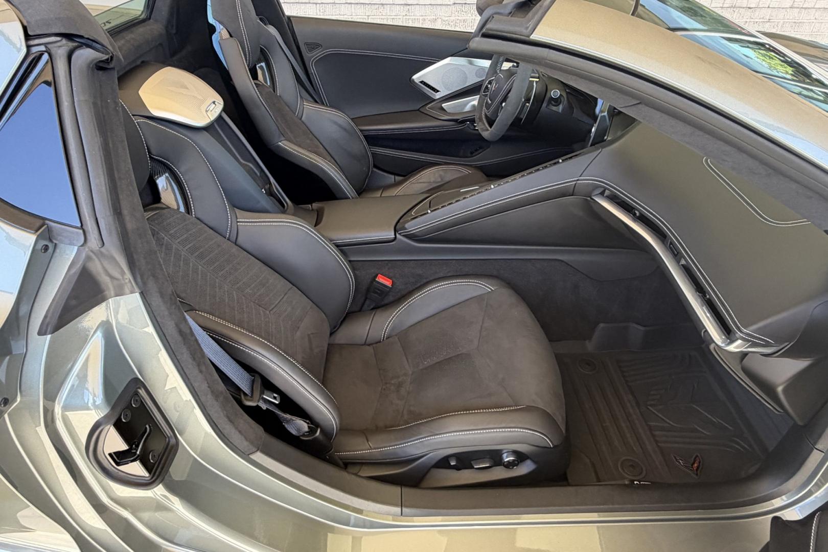 2023 Hypersonic Gray /Jet Black Chevrolet Corvette Stingray Convertible 3LT Z51 (1G1YC3D46P5) with an V8 6.2 Liter engine, Automatic 8 Speed transmission, located at 2304 W. Main St., Boise, ID, 83702, (208) 342-7777, 43.622105, -116.218658 - Highly Optioned One Owner Stingray! 3LT Z51 w/ Lift!- Photo#20