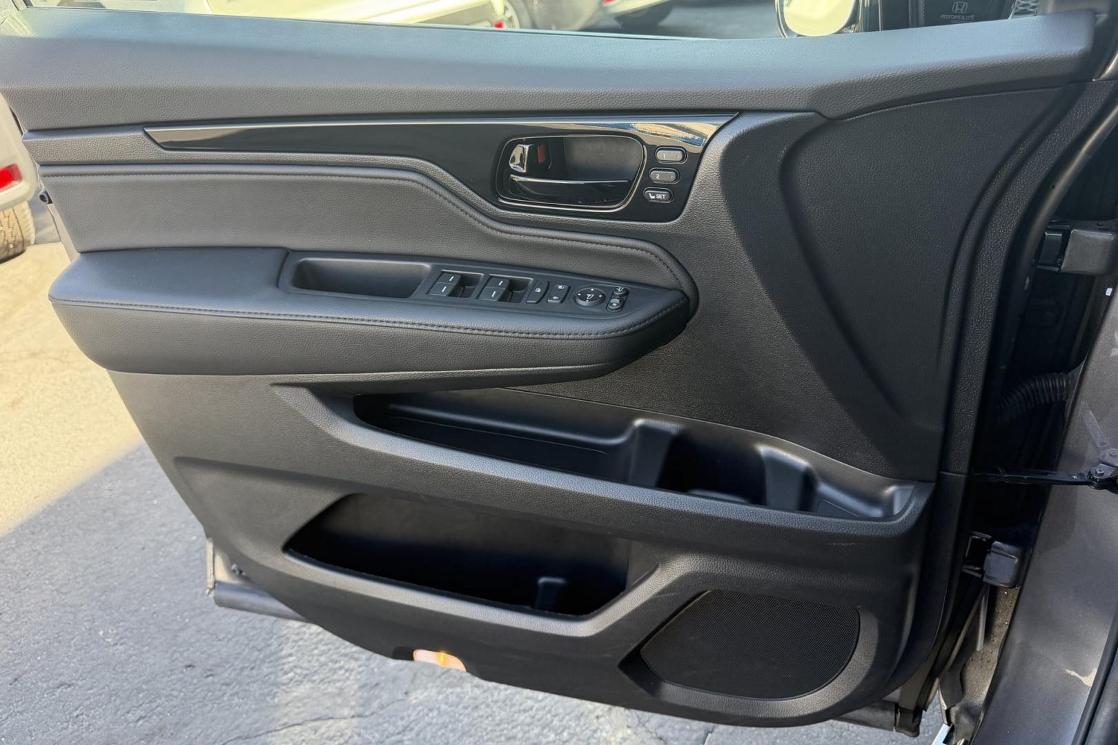 2025 Modern Steel Metallic /Gray Honda Odyssey Elite (5FNRL6H97SB) with an 3.5L V6 SOHC 24V engine, Automatic 10 Speed transmission, located at 2304 W. Main St., Boise, ID, 83702, (208) 342-7777, 43.622105, -116.218658 - Low Mileage! Highly Optioned Elite Trim! Factory Entertainment System!- Photo#13