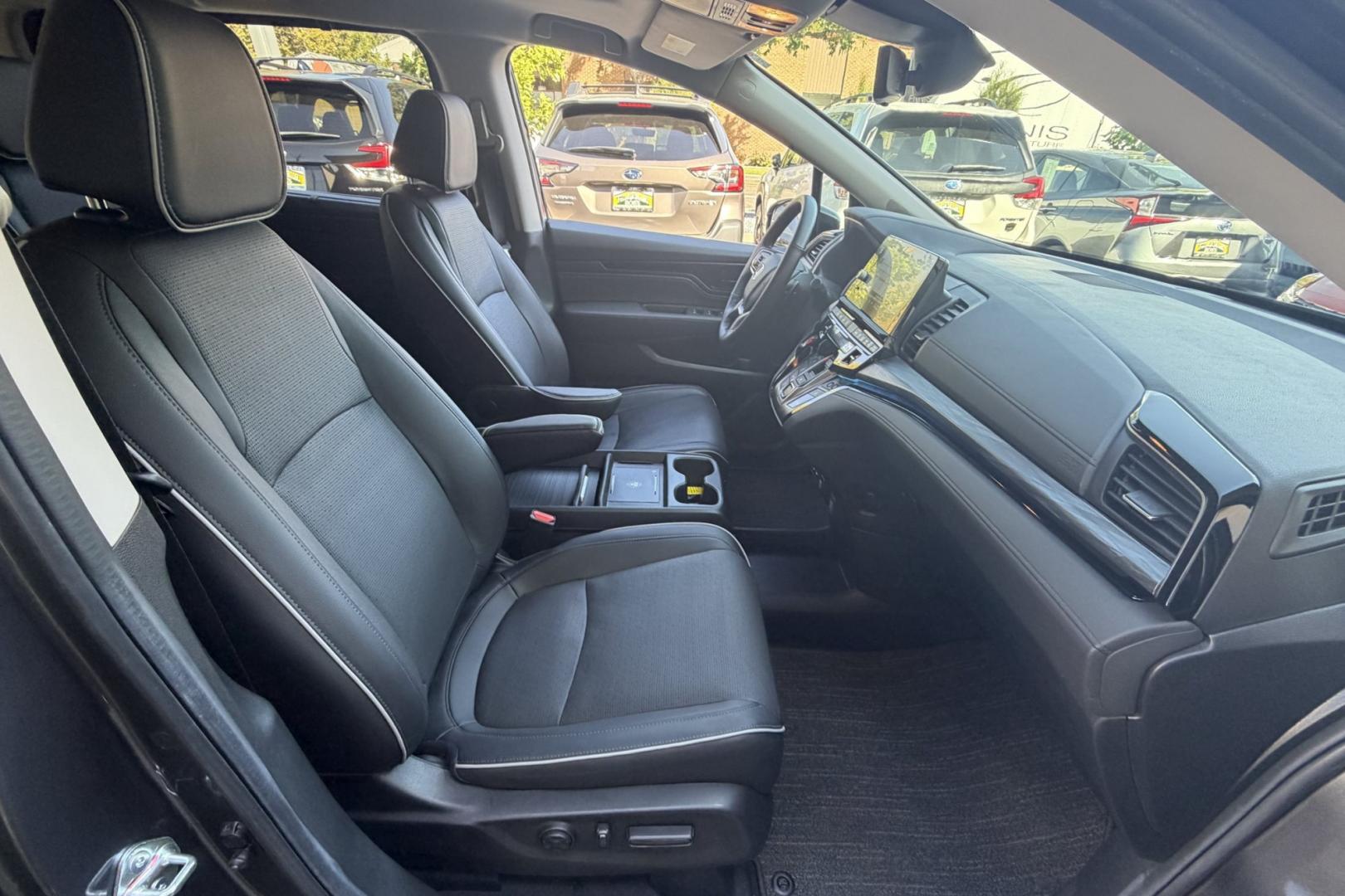 2025 Modern Steel Metallic /Gray Honda Odyssey Elite (5FNRL6H97SB) with an 3.5L V6 SOHC 24V engine, Automatic 10 Speed transmission, located at 2304 W. Main St., Boise, ID, 83702, (208) 342-7777, 43.622105, -116.218658 - Low Mileage! Highly Optioned Elite Trim! Factory Entertainment System!- Photo#21