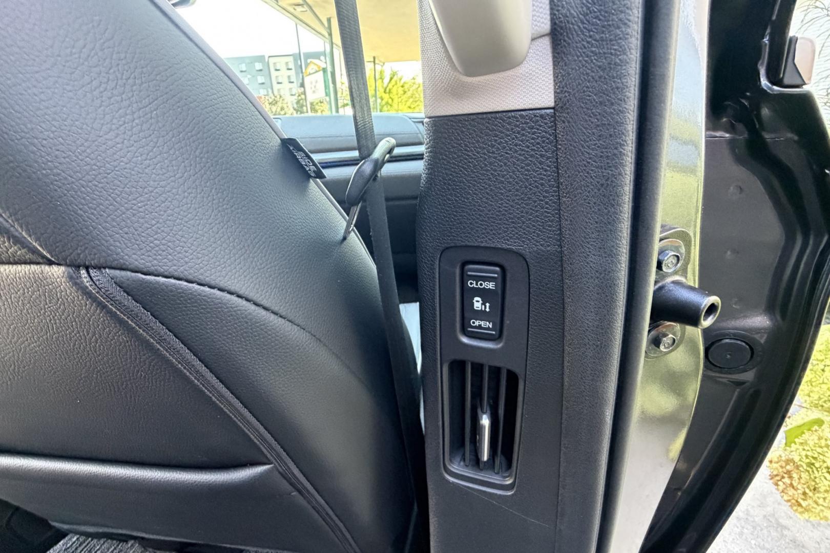 2025 Modern Steel Metallic /Gray Honda Odyssey Elite (5FNRL6H97SB) with an 3.5L V6 SOHC 24V engine, Automatic 10 Speed transmission, located at 2304 W. Main St., Boise, ID, 83702, (208) 342-7777, 43.622105, -116.218658 - Low Mileage! Highly Optioned Elite Trim! Factory Entertainment System!- Photo#28