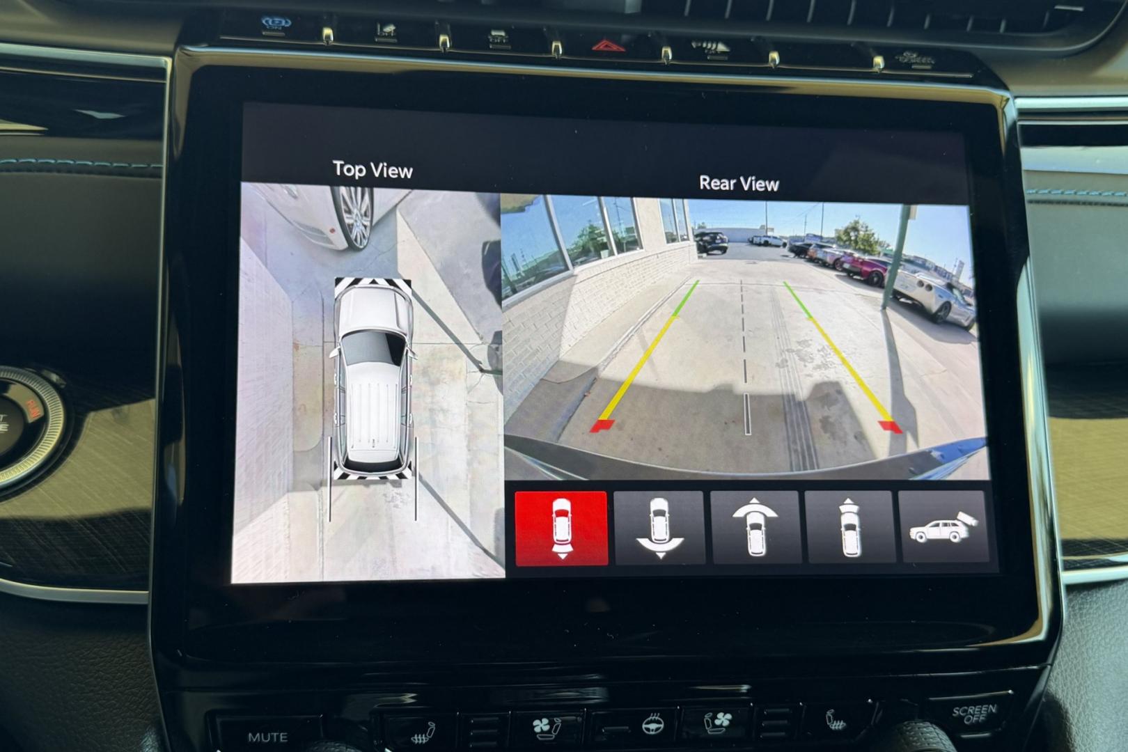 2022 Baltic Grey Metallic /Black Jeep Grand Cherokee 4xe Trailhawk (1C4RJYC61N8) with an 2.0L L4 DOHC 16V HYBRID engine, Automatic 8 Speed transmission, located at 2304 W. Main St., Boise, ID, 83702, (208) 342-7777, 43.622105, -116.218658 - One Owner Jeep! Loaded With Comfort And Safety Features! Amazing Fuel Economy!- Photo#4