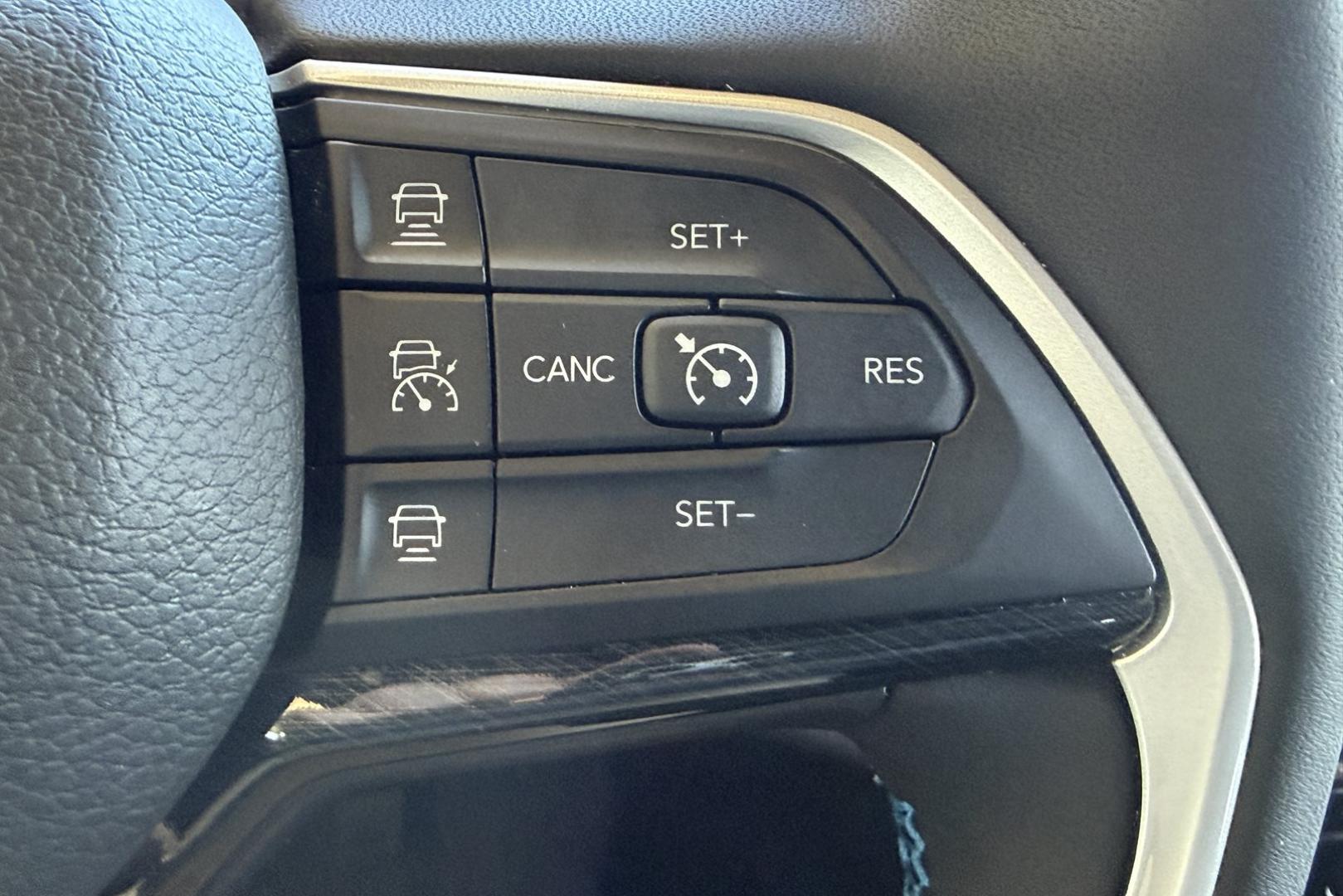 2022 Baltic Grey Metallic /Black Jeep Grand Cherokee 4xe Trailhawk (1C4RJYC61N8) with an 2.0L L4 DOHC 16V HYBRID engine, Automatic 8 Speed transmission, located at 2304 W. Main St., Boise, ID, 83702, (208) 342-7777, 43.622105, -116.218658 - One Owner Jeep! Loaded With Comfort And Safety Features! Amazing Fuel Economy!- Photo#14