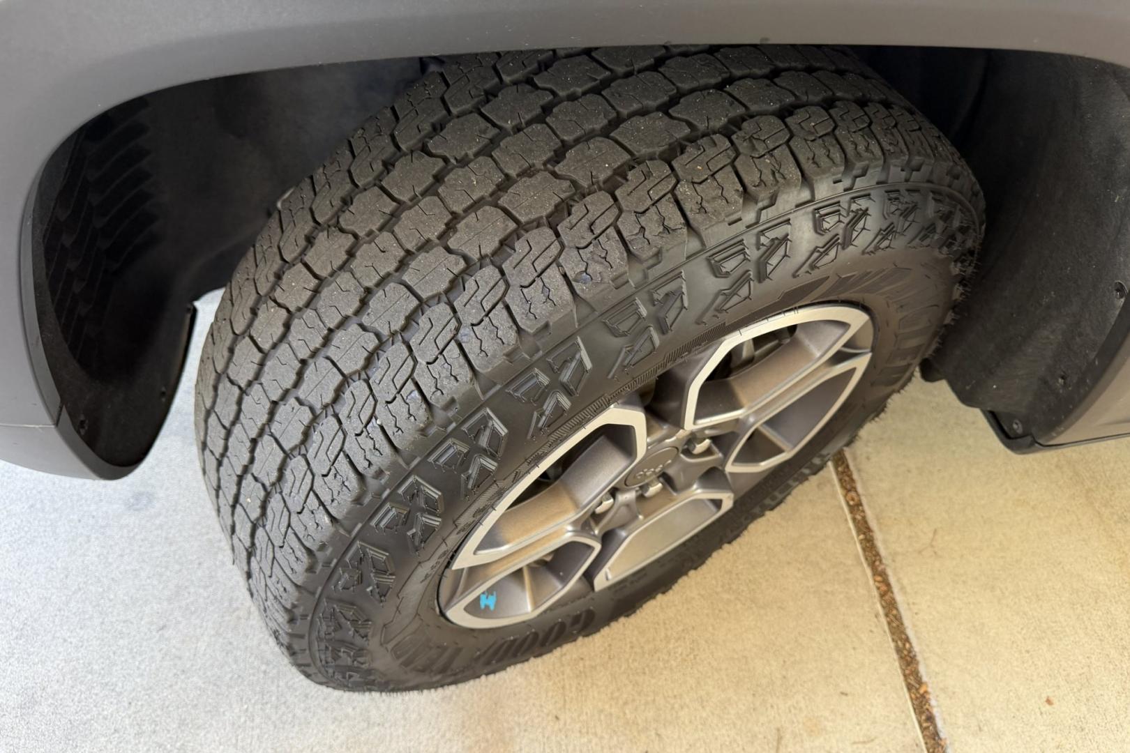 2022 Baltic Grey Metallic /Black Jeep Grand Cherokee 4xe Trailhawk (1C4RJYC61N8) with an 2.0L L4 DOHC 16V HYBRID engine, Automatic 8 Speed transmission, located at 2304 W. Main St., Boise, ID, 83702, (208) 342-7777, 43.622105, -116.218658 - One Owner Jeep! Loaded With Comfort And Safety Features! Amazing Fuel Economy!- Photo#25