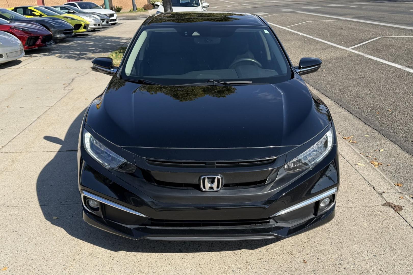 2019 Crystal Black Pearl /Black Honda Civic Touring (JHMFC1F99KX) with an 4 Cyl 1.5 Liter Turbo engine, Automatic transmission, located at 2304 W. Main St., Boise, ID, 83702, (208) 342-7777, 43.622105, -116.218658 - Highly Optioned! Clean Civic Touring!- Photo#3
