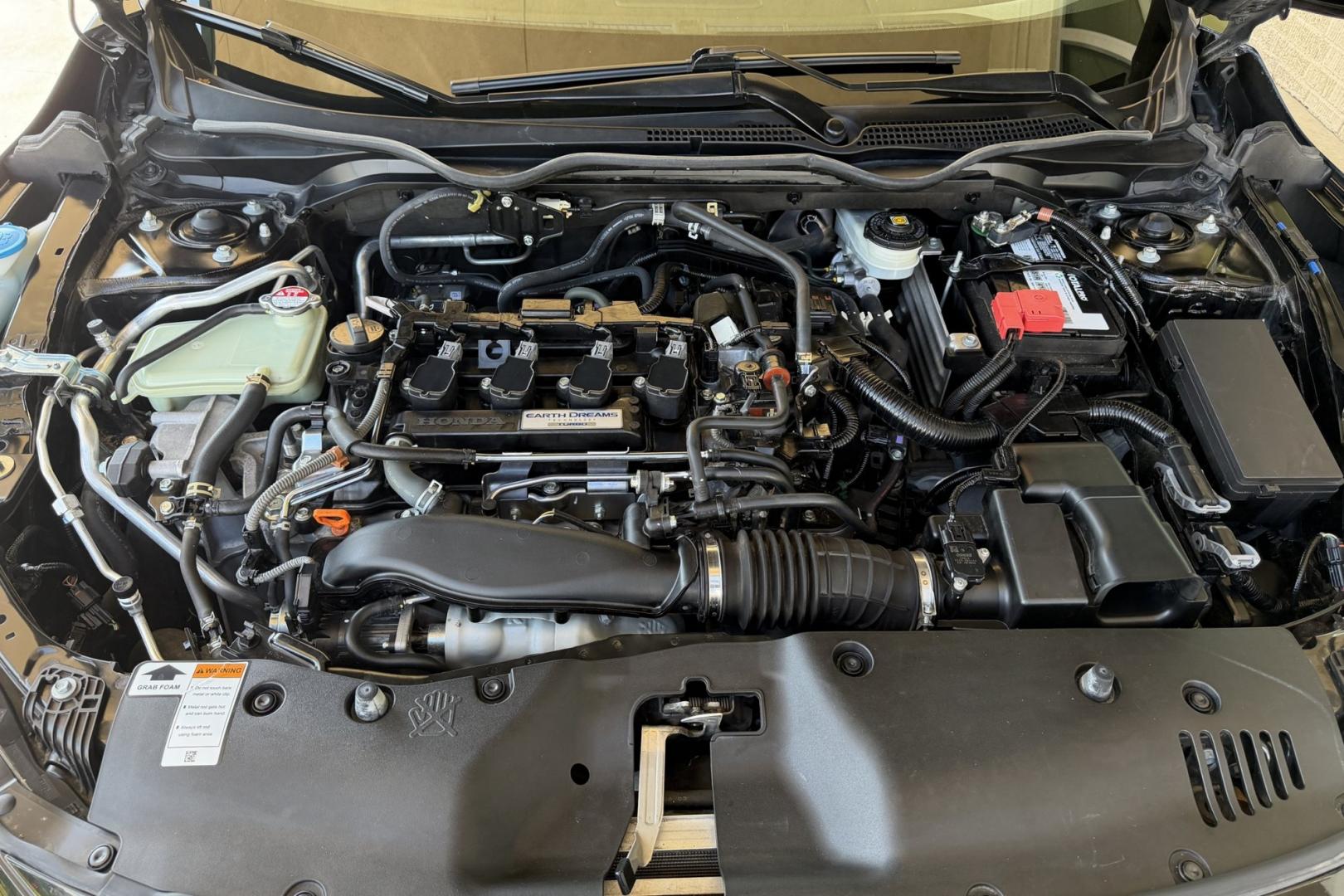 2019 Crystal Black Pearl /Black Honda Civic Touring (JHMFC1F99KX) with an 4 Cyl 1.5 Liter Turbo engine, Automatic transmission, located at 2304 W. Main St., Boise, ID, 83702, (208) 342-7777, 43.622105, -116.218658 - Highly Optioned! Clean Civic Touring!- Photo#18