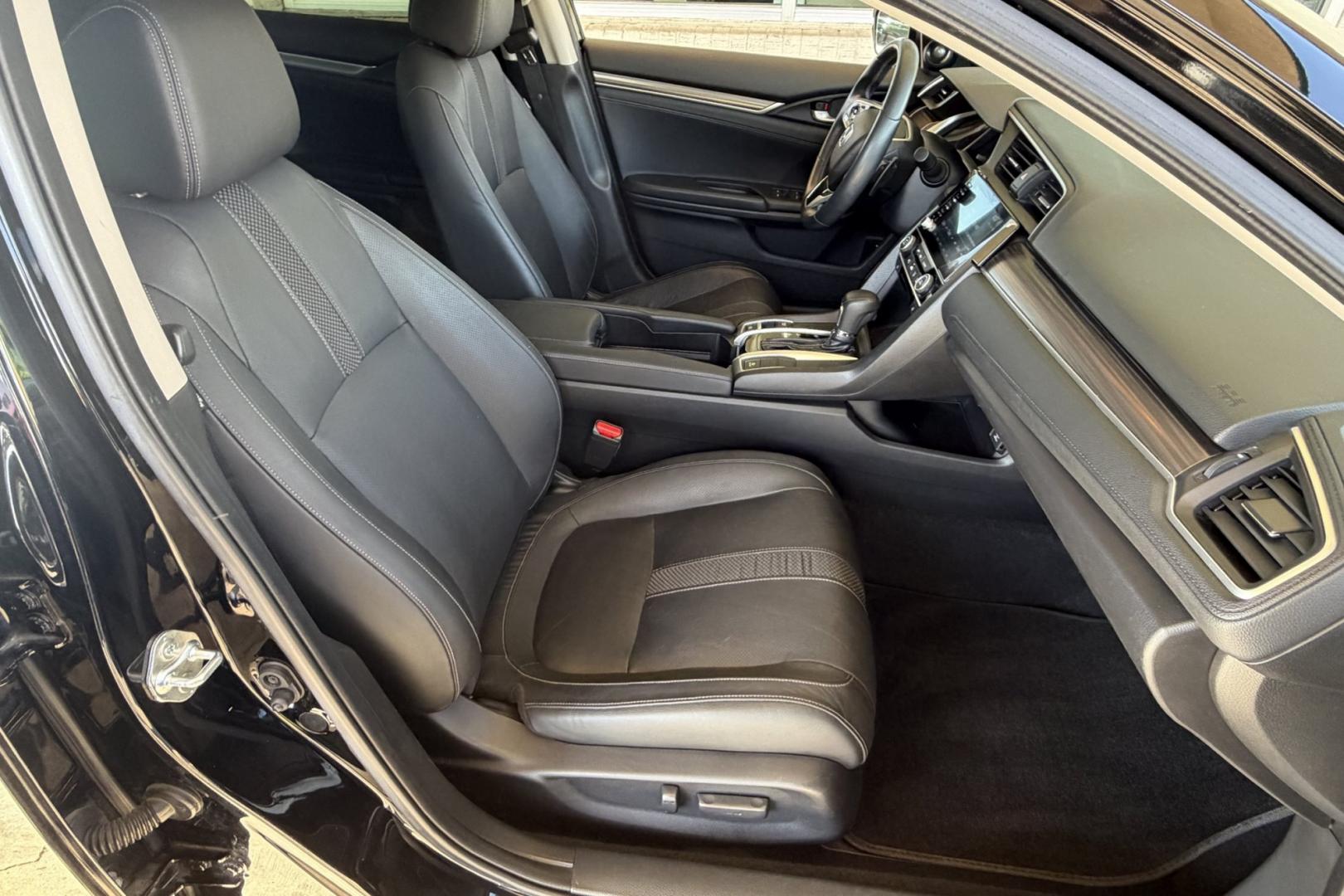 2019 Crystal Black Pearl /Black Honda Civic Touring (JHMFC1F99KX) with an 4 Cyl 1.5 Liter Turbo engine, Automatic transmission, located at 2304 W. Main St., Boise, ID, 83702, (208) 342-7777, 43.622105, -116.218658 - Highly Optioned! Clean Civic Touring!- Photo#19