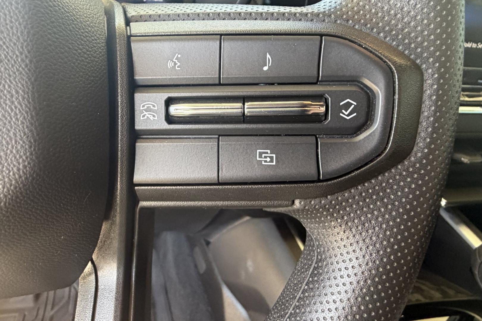 2024 Summit White /Black Chevrolet Colorado Trail Boss (1GCPTEEK2R1) with an 4 Cyl 2.7 Liter engine, Automatic 8 Speed transmission, located at 2304 W. Main St., Boise, ID, 83702, (208) 342-7777, 43.622105, -116.218658 - Remaining Factory Warranty! Wireless Apple Car Play/Android Auto! Nicely Optioned!- Photo#8