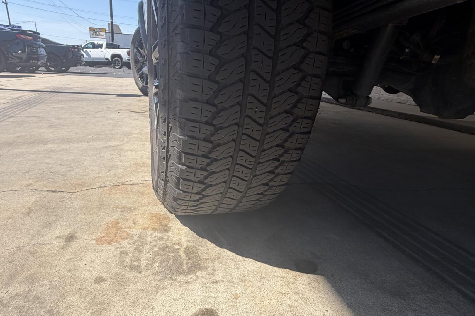 2024 Summit White /Black Chevrolet Colorado Trail Boss (1GCPTEEK2R1) with an 4 Cyl 2.7 Liter engine, Automatic 8 Speed transmission, located at 2304 W. Main St., Boise, ID, 83702, (208) 342-7777, 43.622105, -116.218658 - Remaining Factory Warranty! Wireless Apple Car Play/Android Auto! Nicely Optioned!- Photo#27