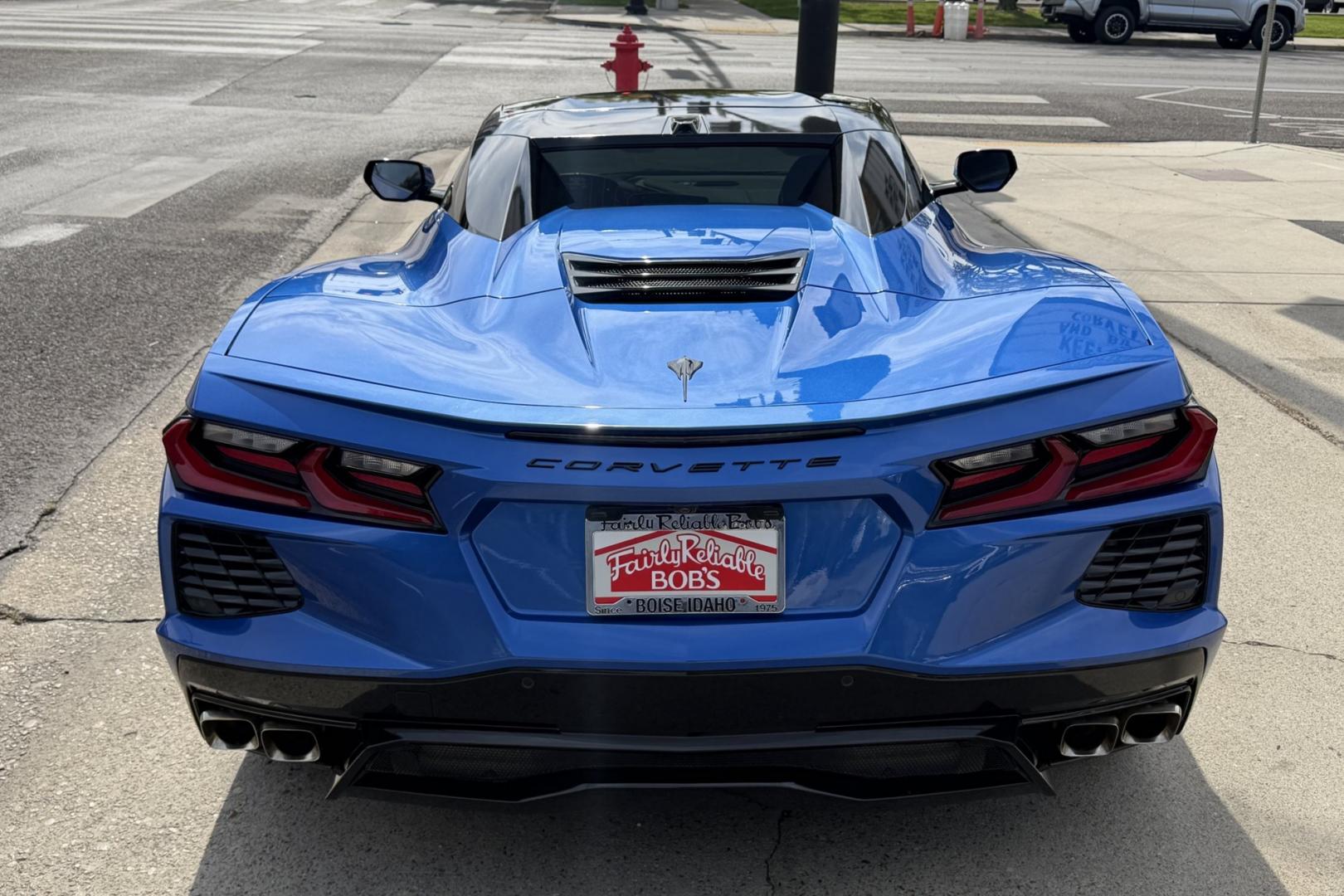 2022 Elkhart Lake Blue Metallic /Natural Dipped Chevrolet Corvette Stingray 2LT (1G1YB3D47N5) with an V8 6.2 Liter engine, Automatic 8 Speed transmission, located at 2304 W. Main St., Boise, ID, 83702, (208) 342-7777, 43.622105, -116.218658 - Nicely Optioned! Elkhart Lake Blue Metallic C8 Convertible!- Photo#28
