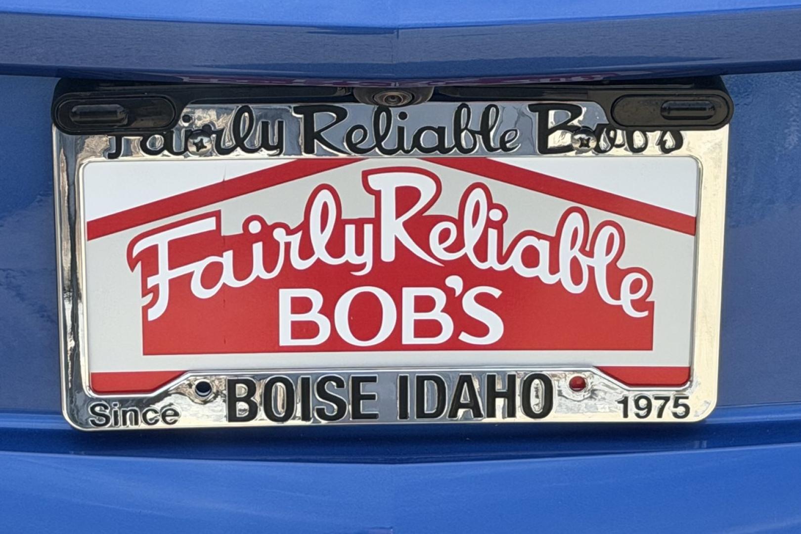 2022 Elkhart Lake Blue Metallic /Natural Dipped Chevrolet Corvette Stingray 2LT (1G1YB3D47N5) with an V8 6.2 Liter engine, Automatic 8 Speed transmission, located at 2304 W. Main St., Boise, ID, 83702, (208) 342-7777, 43.622105, -116.218658 - Nicely Optioned! Elkhart Lake Blue Metallic C8 Convertible!- Photo#32