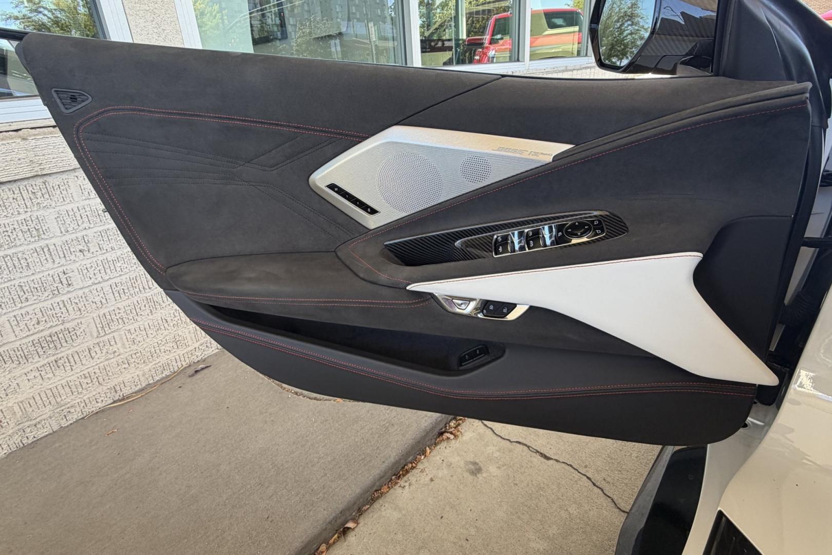 2023 White Pearl Metallic /Ceramic White Chevrolet Corvette Stingray Z/06 Convertible 70th Anniversary Z/06 Convertible 3LZ (1G1YF3D37P5) with an V8 5.5 Liter engine, Automatic 8 Speed transmission, located at 2304 W. Main St., Boise, ID, 83702, (208) 342-7777, 43.622105, -116.218658 - Stunning 70th Anniversary Z/06 3LZ Convertible with Lift!- Photo#4