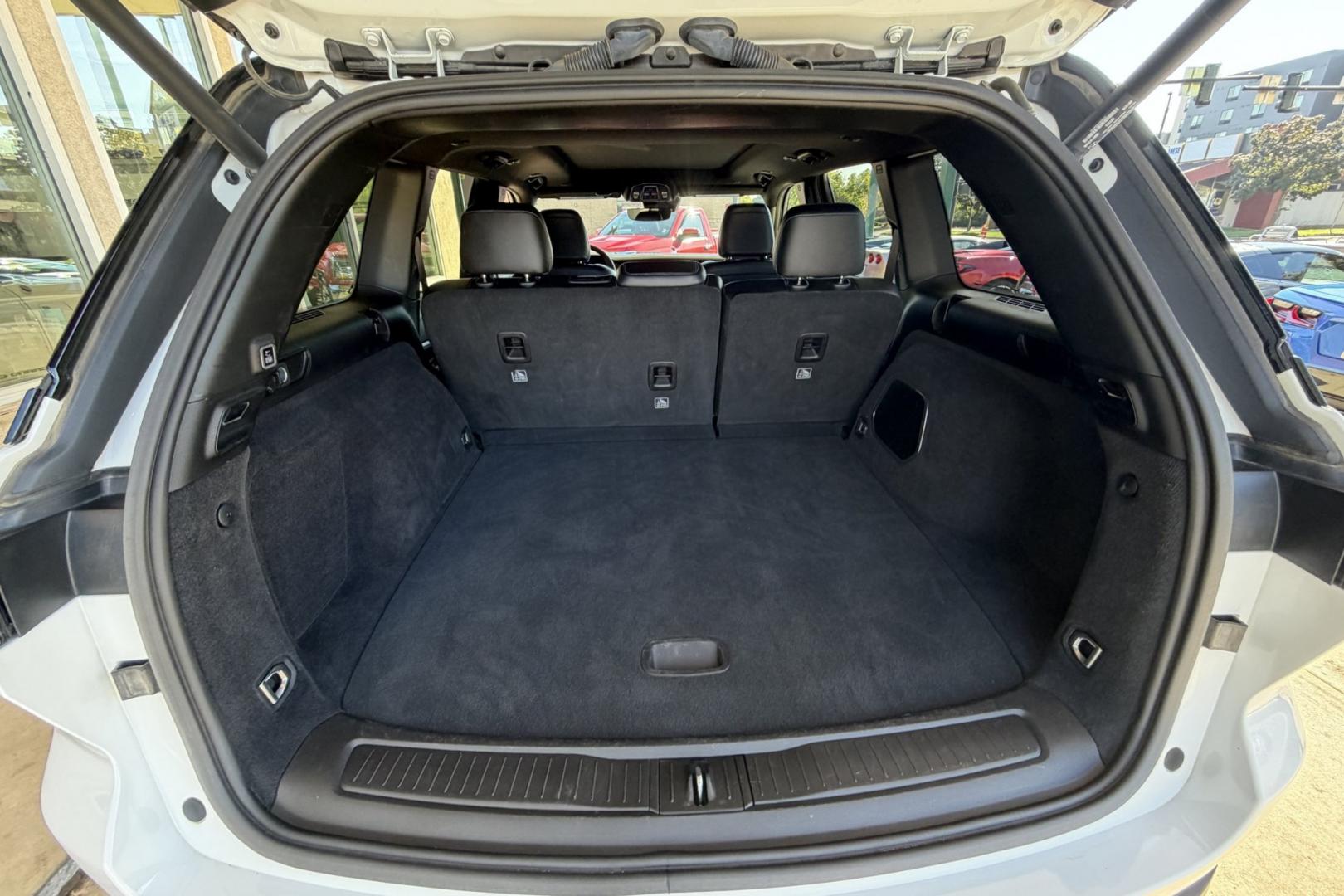 2024 Bright White Clear /Black Jeep Grand Cherokee 4xe TrailHawk 4xe (1C4RJYC60R8) with an 4 Cyl 2.0 Liter Hybrid engine, Automatic 8 Speed transmission, located at 2304 W. Main St., Boise, ID, 83702, (208) 342-7777, 43.622105, -116.218658 - Save On Fuel! Drive In Comfort, Safety And Style!- Photo#27