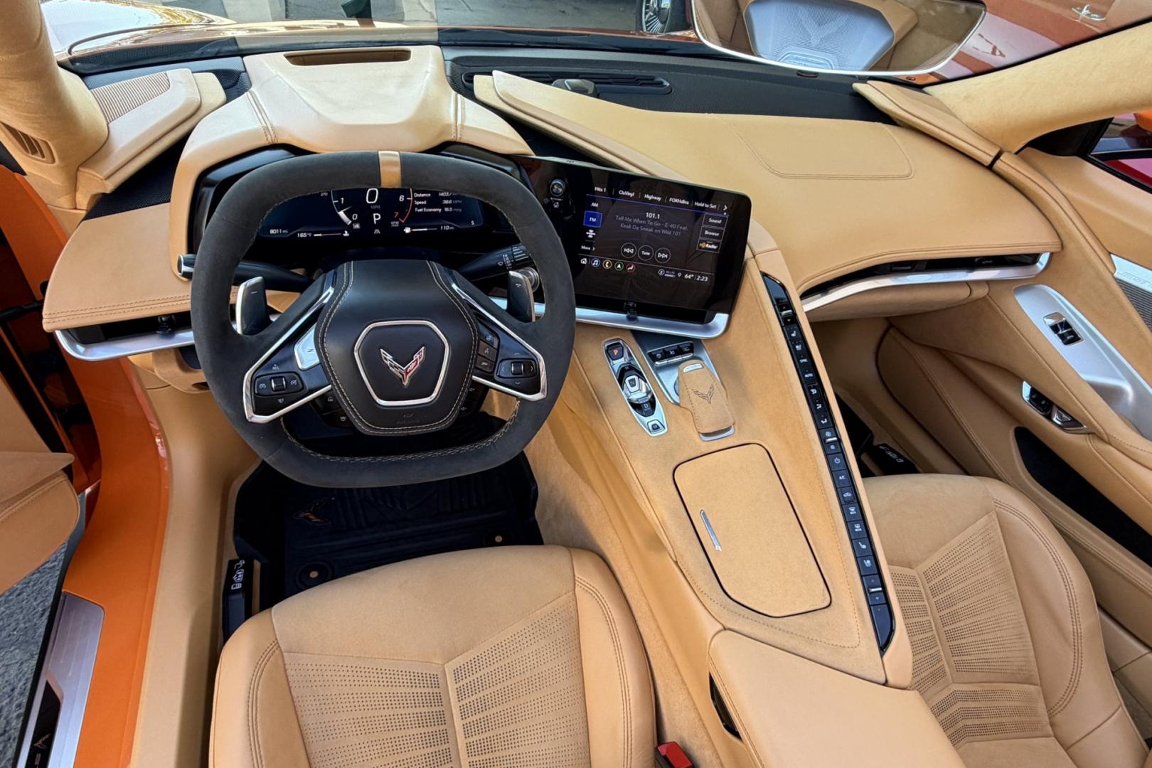 2022 Amplify Orange /Natural Dipped Chevrolet Corvette Stingray Convertible 3LT Z/51 (1G1YC3D43N5) with an V8 6.2 Liter engine, Automatic 8 Speed transmission, located at 2304 W. Main St., Boise, ID, 83702, (208) 342-7777, 43.622105, -116.218658 - 3LT Z/51 With Lift! Stingray Convertible!- Photo#6