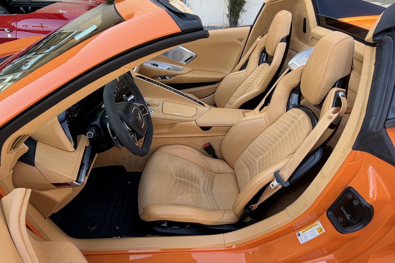 2022 Amplify Orange /Natural Dipped Chevrolet Corvette Stingray Convertible 3LT Z/51 (1G1YC3D43N5) with an V8 6.2 Liter engine, Automatic 8 Speed transmission, located at 2304 W. Main St., Boise, ID, 83702, (208) 342-7777, 43.622105, -116.218658 - 3LT Z/51 With Lift! Stingray Convertible!- Photo#5