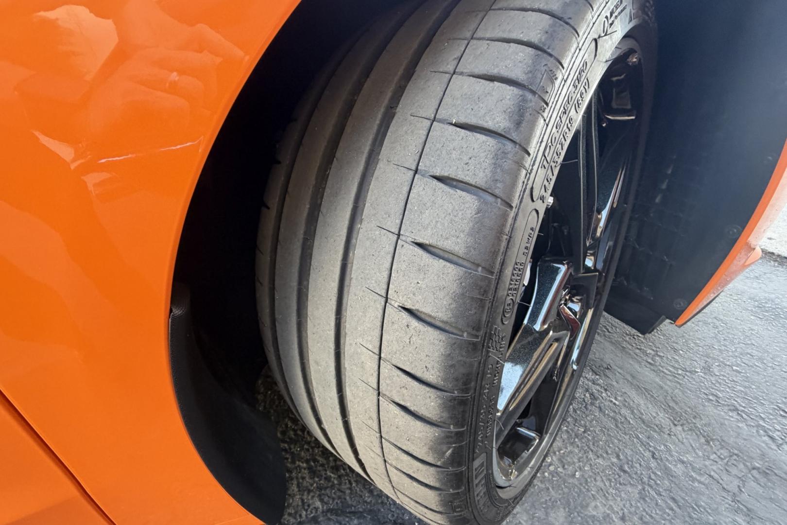 2022 Amplify Orange /Natural Dipped Chevrolet Corvette Stingray Convertible 3LT Z/51 (1G1YC3D43N5) with an V8 6.2 Liter engine, Automatic 8 Speed transmission, located at 2304 W. Main St., Boise, ID, 83702, (208) 342-7777, 43.622105, -116.218658 - 3LT Z/51 With Lift! Stingray Convertible!- Photo#26