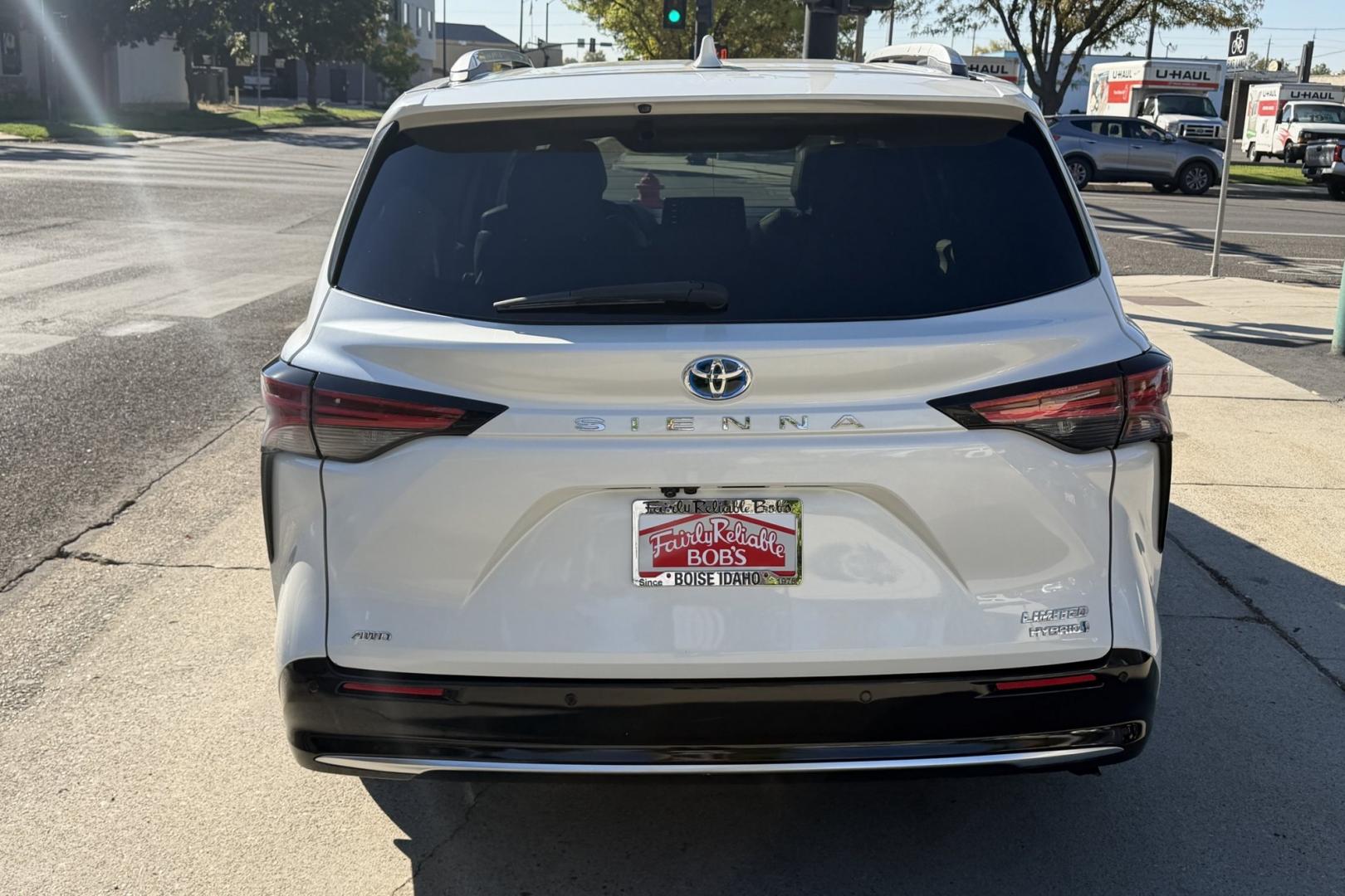 2021 Blizzard Pearl /Tan Toyota Sienna Hybrid Limited (5TDGSKFC1MS) with an 4 Cyl 2.5 Liter Hybrid engine, Automatic transmission, located at 2304 W. Main St., Boise, ID, 83702, (208) 342-7777, 43.622105, -116.218658 - Hard To Find! Great To Own! New Tires Too!- Photo#1