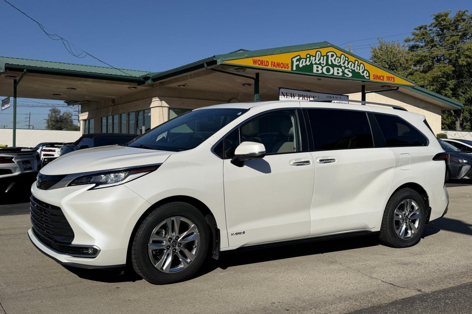 2021 Blizzard Pearl /Tan Toyota Sienna Hybrid Limited (5TDGSKFC1MS) with an 4 Cyl 2.5 Liter Hybrid engine, Automatic transmission, located at 2304 W. Main St., Boise, ID, 83702, (208) 342-7777, 43.622105, -116.218658 - Hard To Find! Great To Own! New Tires Too!- Photo#0