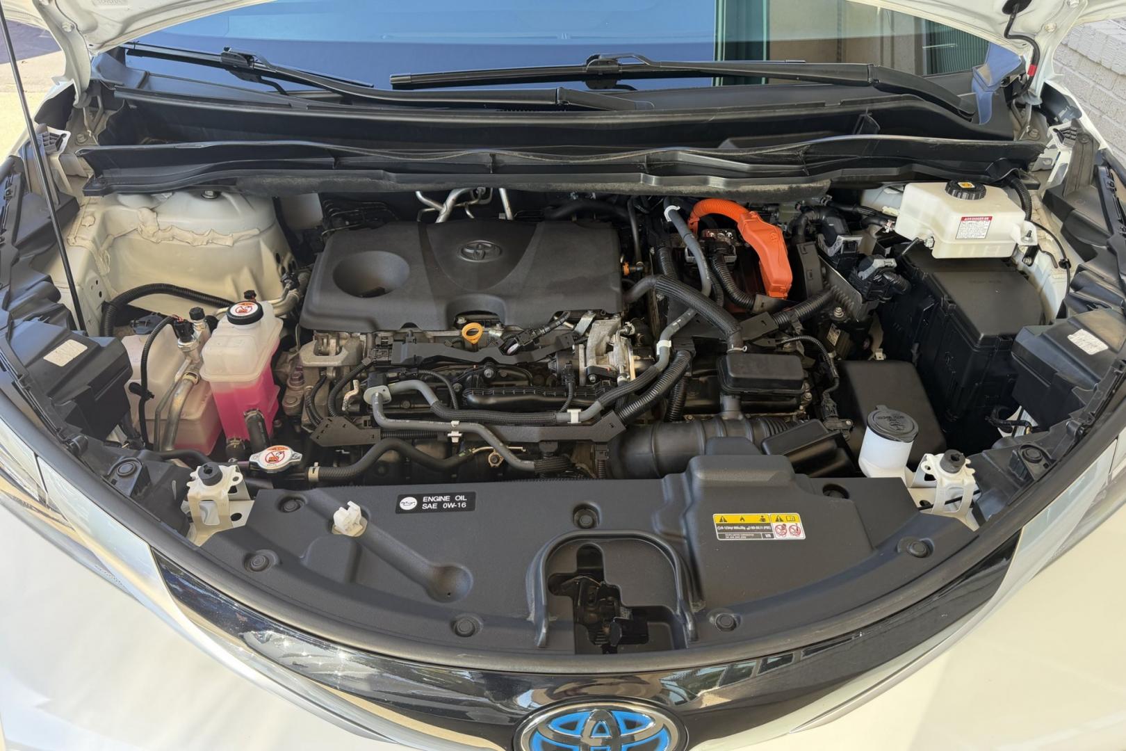 2021 Blizzard Pearl /Tan Toyota Sienna Hybrid Limited (5TDGSKFC1MS) with an 4 Cyl 2.5 Liter Hybrid engine, Automatic transmission, located at 2304 W. Main St., Boise, ID, 83702, (208) 342-7777, 43.622105, -116.218658 - Hard To Find! Great To Own! New Tires Too!- Photo#21