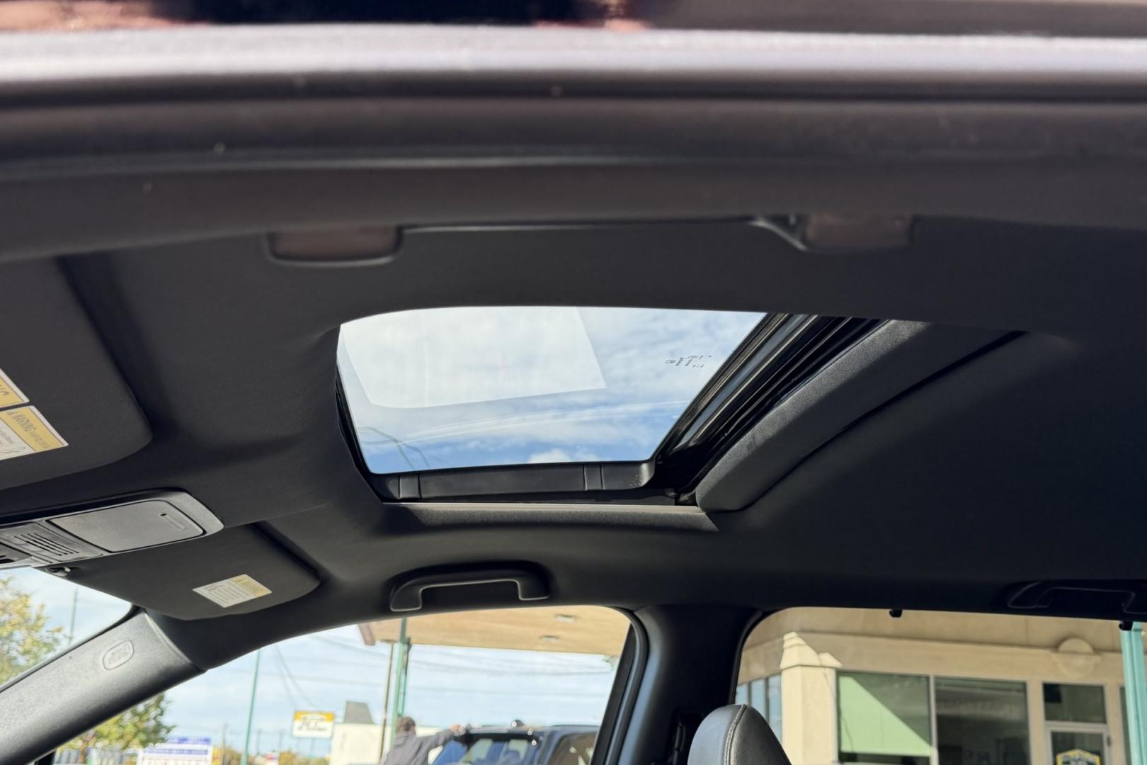 2020 Black /Black Honda Passport EX-L (5FNYF8H5XLB) with an V6 3.5 Liter engine, Automatic 6 Speed transmission, located at 2304 W. Main St., Boise, ID, 83702, (208) 342-7777, 43.622105, -116.218658 - New Tires! All Wheel Drive! Nicely Optioned!- Photo#4