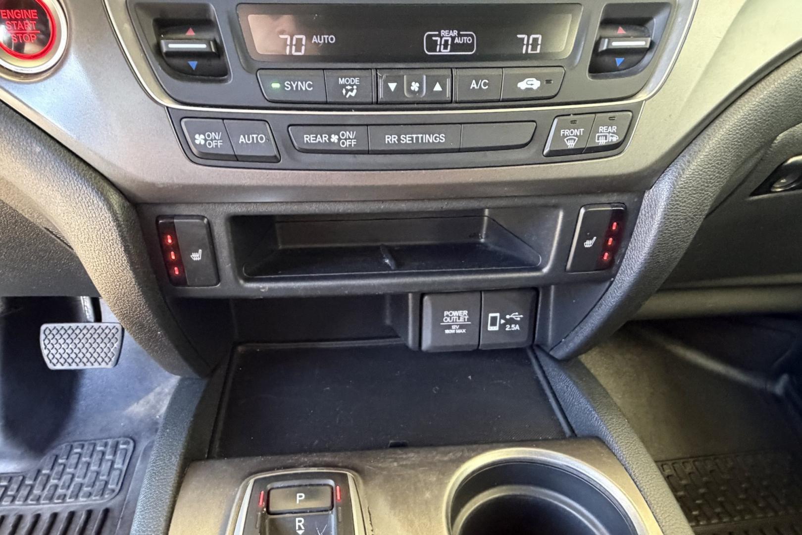 2020 Black /Black Honda Passport EX-L (5FNYF8H5XLB) with an V6 3.5 Liter engine, Automatic 6 Speed transmission, located at 2304 W. Main St., Boise, ID, 83702, (208) 342-7777, 43.622105, -116.218658 - New Tires! All Wheel Drive! Nicely Optioned!- Photo#11