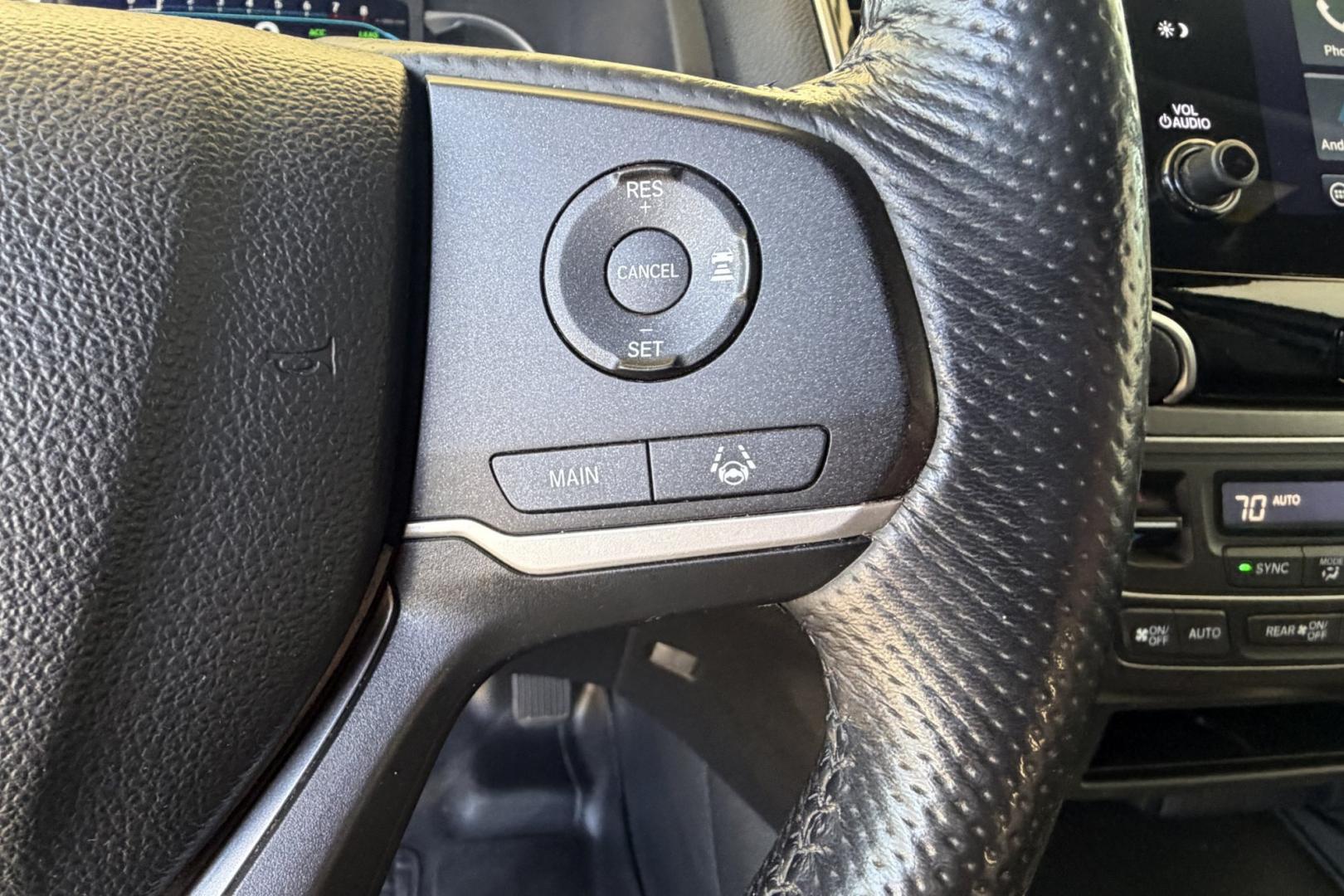 2020 Black /Black Honda Passport EX-L (5FNYF8H5XLB) with an V6 3.5 Liter engine, Automatic 6 Speed transmission, located at 2304 W. Main St., Boise, ID, 83702, (208) 342-7777, 43.622105, -116.218658 - New Tires! All Wheel Drive! Nicely Optioned!- Photo#10