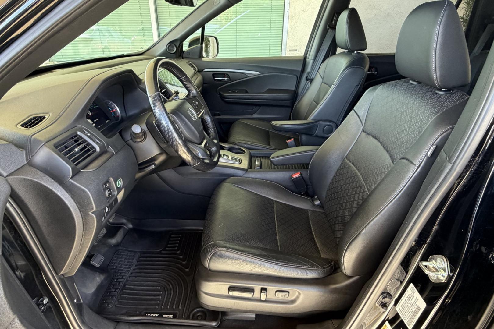2020 Black /Black Honda Passport EX-L (5FNYF8H5XLB) with an V6 3.5 Liter engine, Automatic 6 Speed transmission, located at 2304 W. Main St., Boise, ID, 83702, (208) 342-7777, 43.622105, -116.218658 - New Tires! All Wheel Drive! Nicely Optioned!- Photo#12