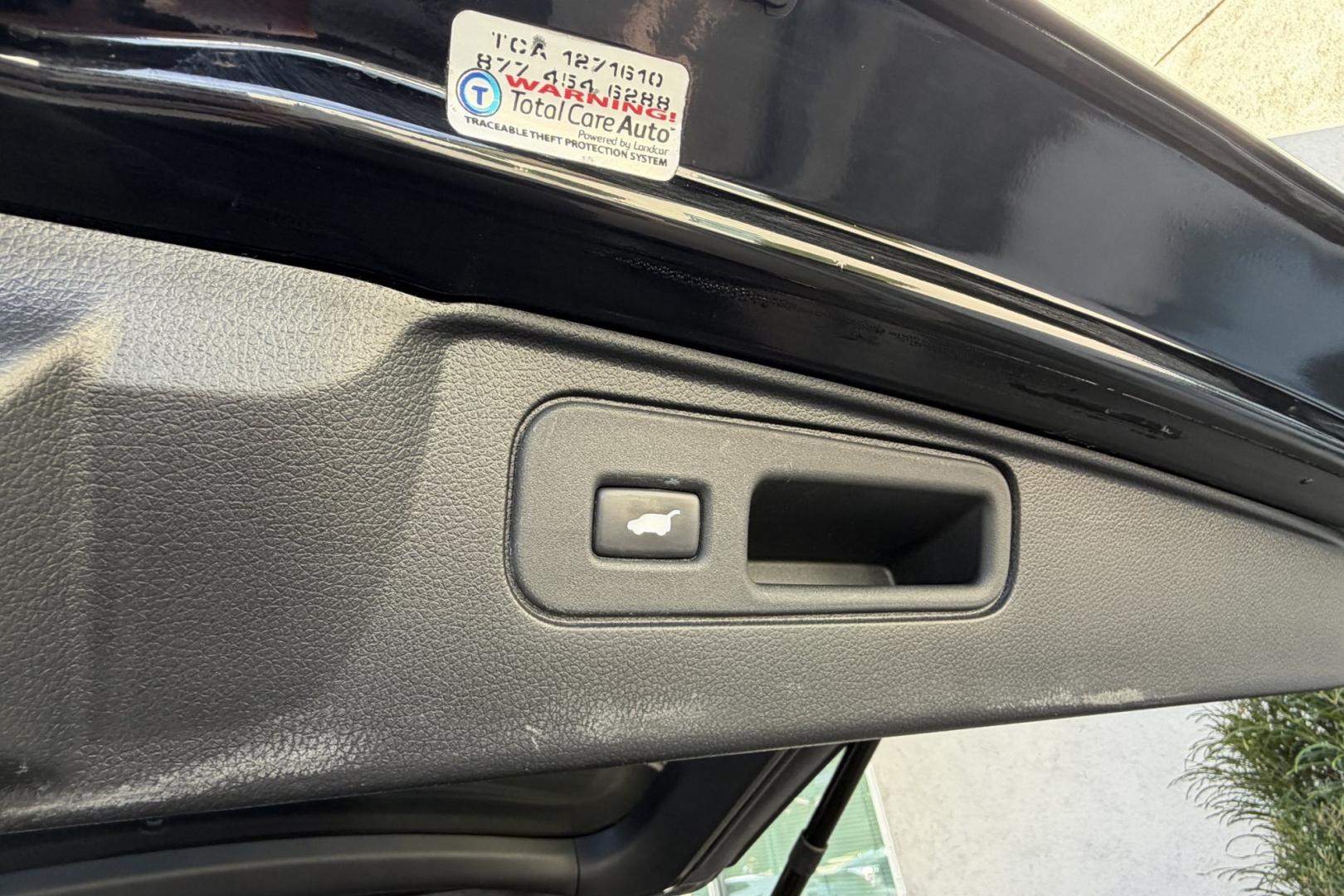 2020 Black /Black Honda Passport EX-L (5FNYF8H5XLB) with an V6 3.5 Liter engine, Automatic 6 Speed transmission, located at 2304 W. Main St., Boise, ID, 83702, (208) 342-7777, 43.622105, -116.218658 - New Tires! All Wheel Drive! Nicely Optioned!- Photo#24