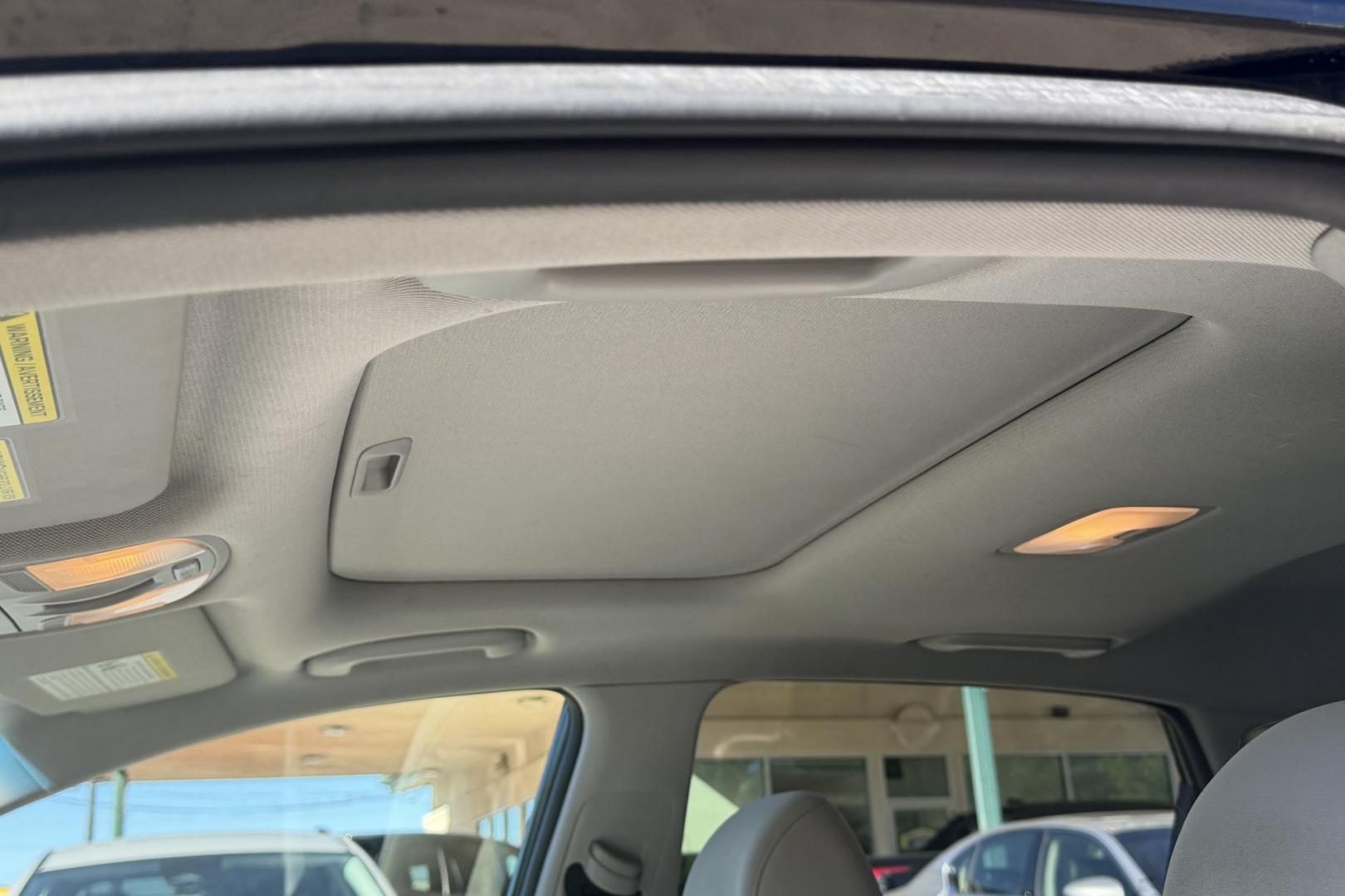 2022 Abyss Black Pearl /Gray Hyundai Kona SEL (KM8K3CAB3NU) with an 4 Cyl 2.0 Liter engine, Automatic transmission, located at 2304 W. Main St., Boise, ID, 83702, (208) 342-7777, 43.622105, -116.218658 - Great Fuel Economy! Heated Seats! Sunroof Too!- Photo#4