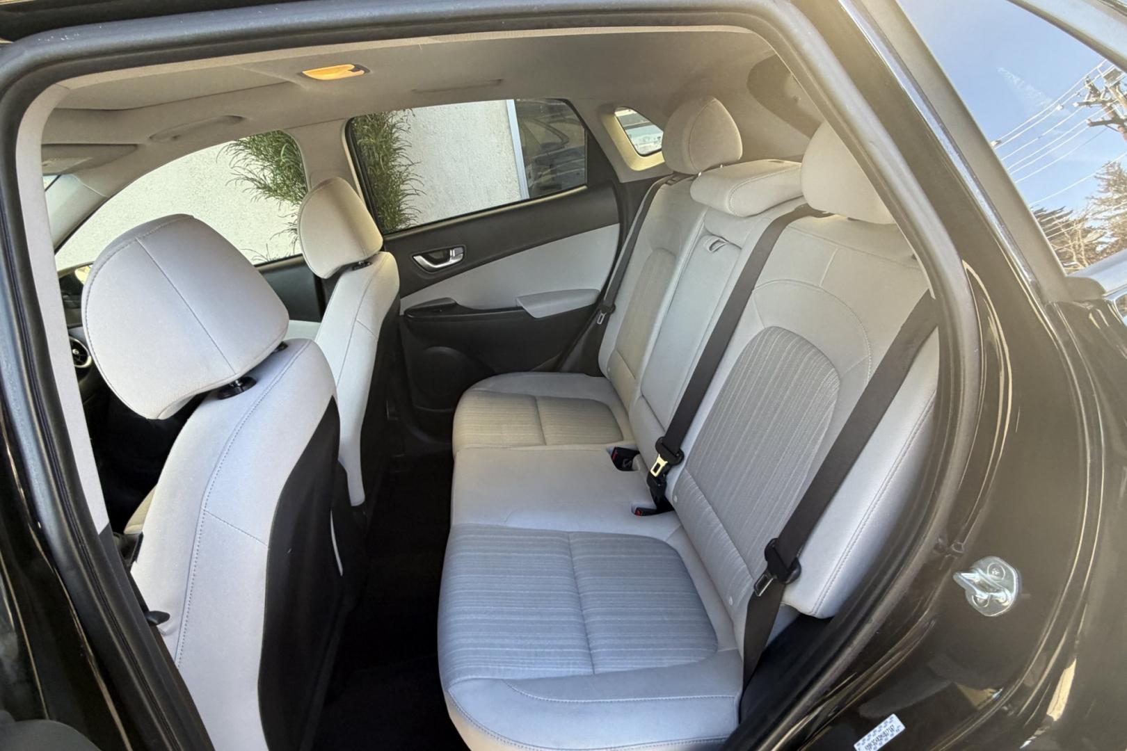 2022 Abyss Black Pearl /Gray Hyundai Kona SEL (KM8K3CAB3NU) with an 4 Cyl 2.0 Liter engine, Automatic transmission, located at 2304 W. Main St., Boise, ID, 83702, (208) 342-7777, 43.622105, -116.218658 - Great Fuel Economy! Heated Seats! Sunroof Too!- Photo#13