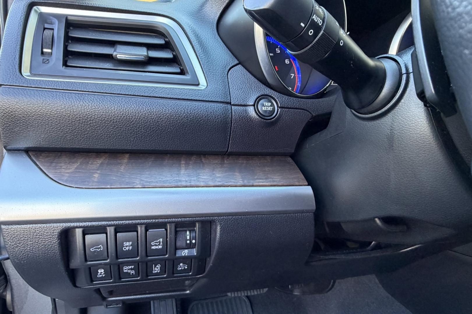 2017 Carbide Gray /Black Subaru Outback Limited (4S4BSANC9H3) with an H4 2.5 Liter engine, Automatic transmission, located at 2304 W. Main St., Boise, ID, 83702, (208) 342-7777, 43.622105, -116.218658 - Nicely Optioned! All Wheel Drive! Ready To Go!- Photo#8