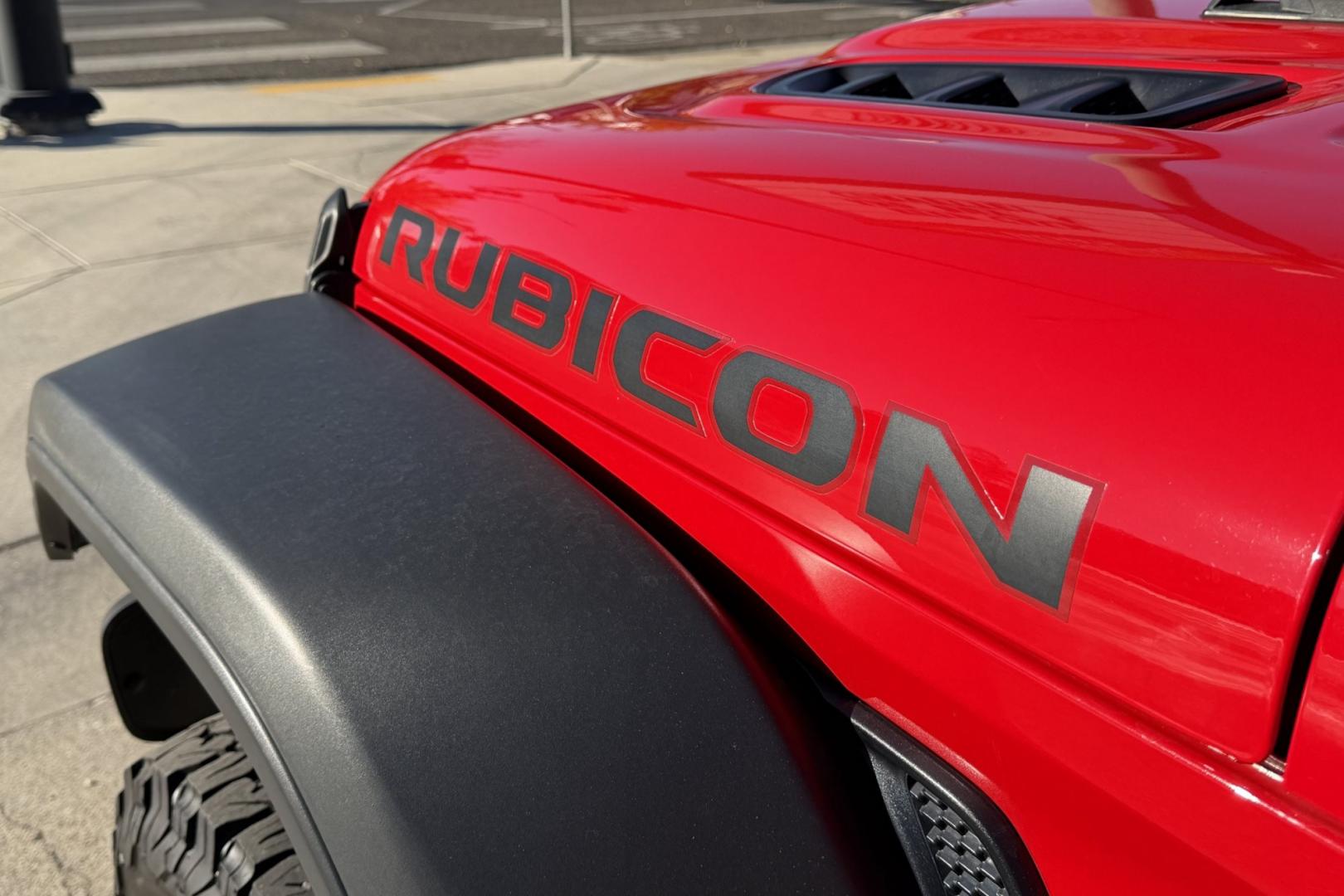 2025 Firecracker Red /Black Jeep Wrangler Unlimited Rubicon (1C4PJXFN5SW) with an 4 Cyl 2.0 Liter Turbo engine, Automatic 8 Speed transmission, located at 2304 W. Main St., Boise, ID, 83702, (208) 342-7777, 43.622105, -116.218658 - Rubicon With Hard Top! Ready For Adventure!- Photo#3