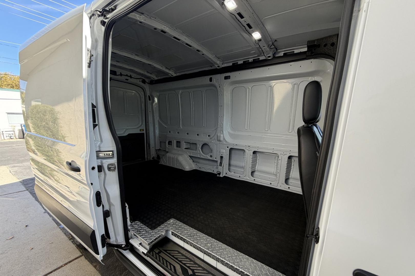 2025 Oxford White /Black Ford Transit 250 Van Med. Roof w/Sliding Pass. 148-in. WB (1FTBR2C84SK) with an V6 3.5 Liter engine, Automatic 10 Speed transmission, located at 2304 W. Main St., Boise, ID, 83702, (208) 342-7777, 43.622105, -116.218658 - All Wheel Drive!- Photo#16