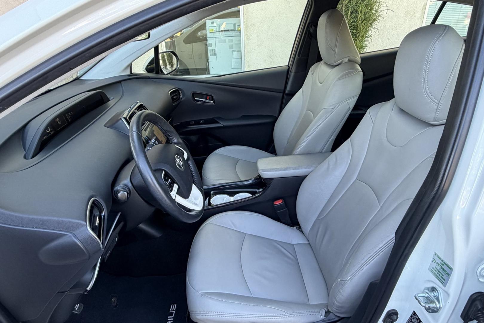 2016 Pearl White /Gray Toyota Prius II (JTDKARFU9G3) with an 1.8L L4 DOHC 16V HYBRID engine, Automatic transmission, located at 2304 W. Main St., Boise, ID, 83702, (208) 342-7777, 43.622105, -116.218658 - Great Fuel Economy! Clean Car!- Photo#10
