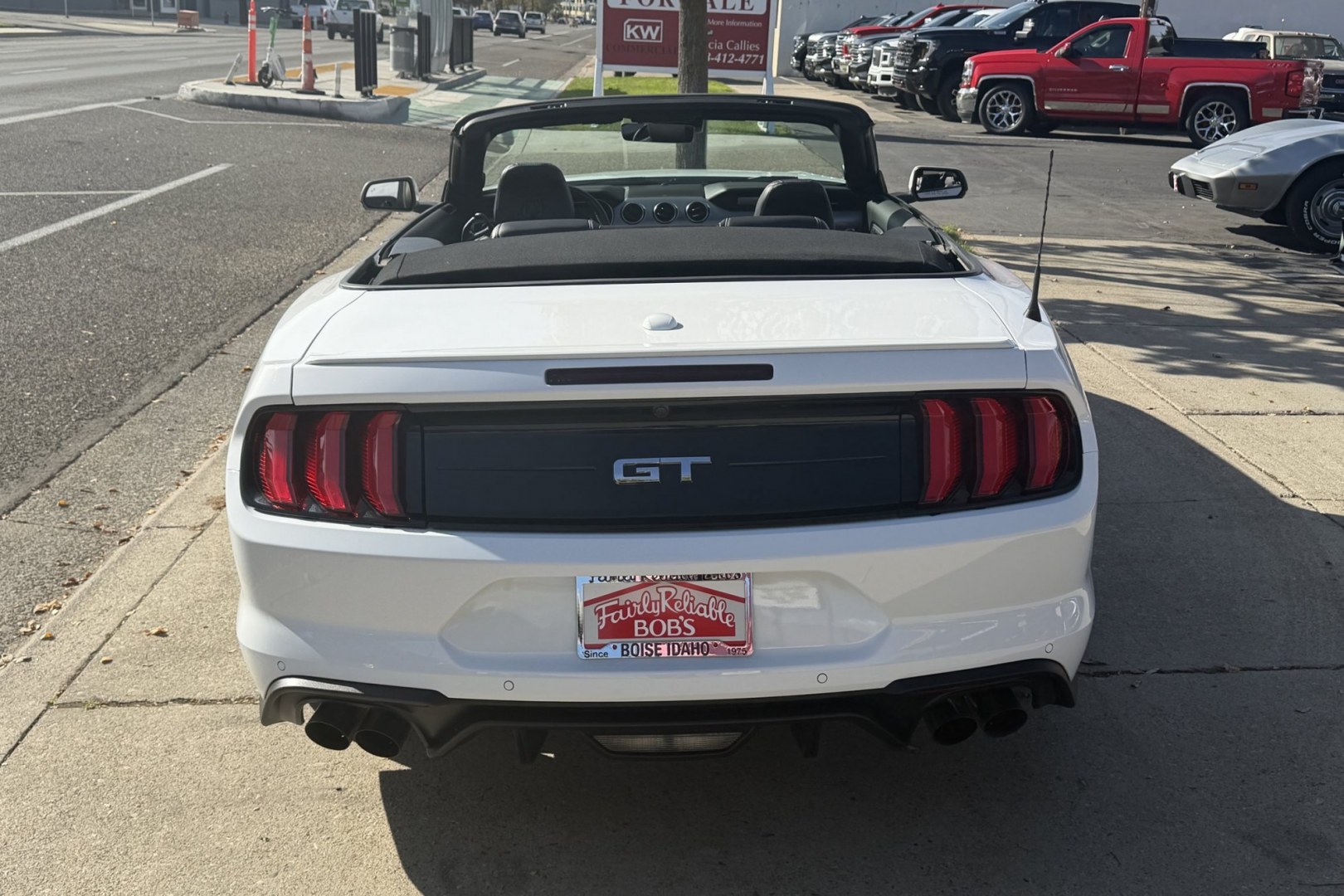2023 Oxford White /Ebony Leather Ford Mustang GT Premium (1FATP8FF7P5) with an V8 5.0 Liter engine, Automatic 10 Speed transmission, located at 2304 W. Main St., Boise, ID, 83702, (208) 342-7777, 43.622105, -116.218658 - Stunning, Low Mileage GT Premium! Only 4,600 Miles!- Photo#1